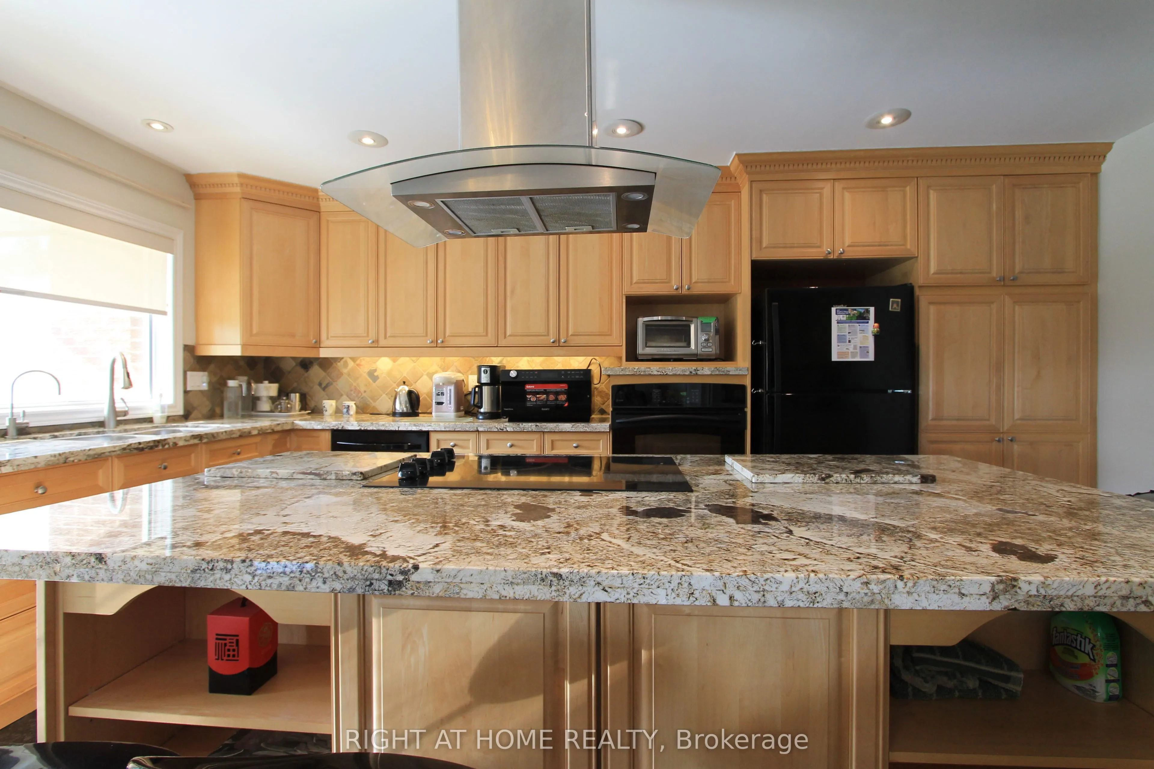 18 Mccowan Lane