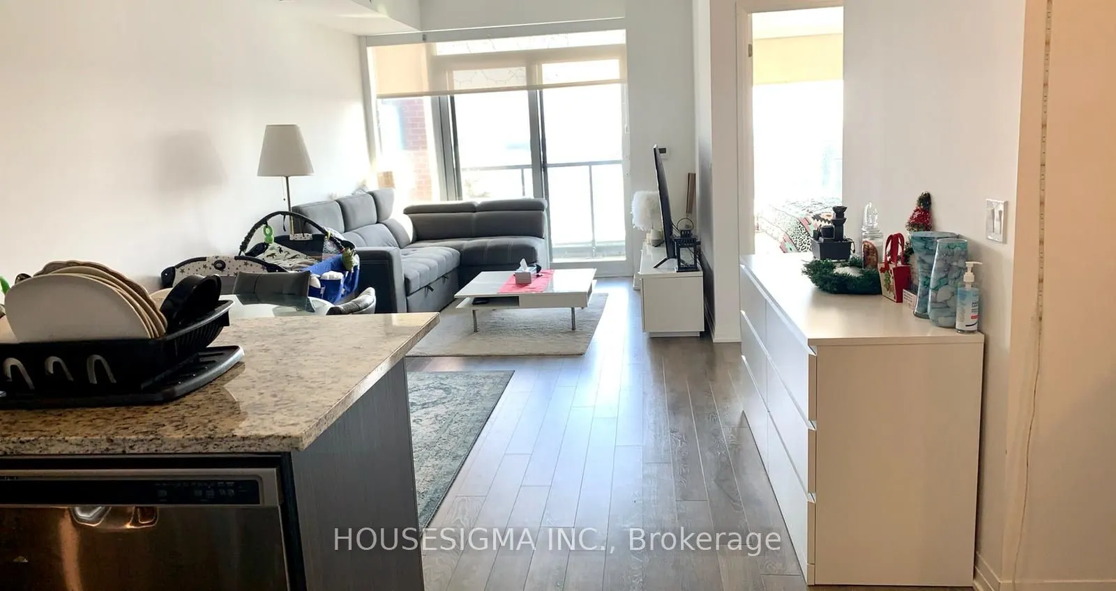 99 Eagle Rock Way, #516