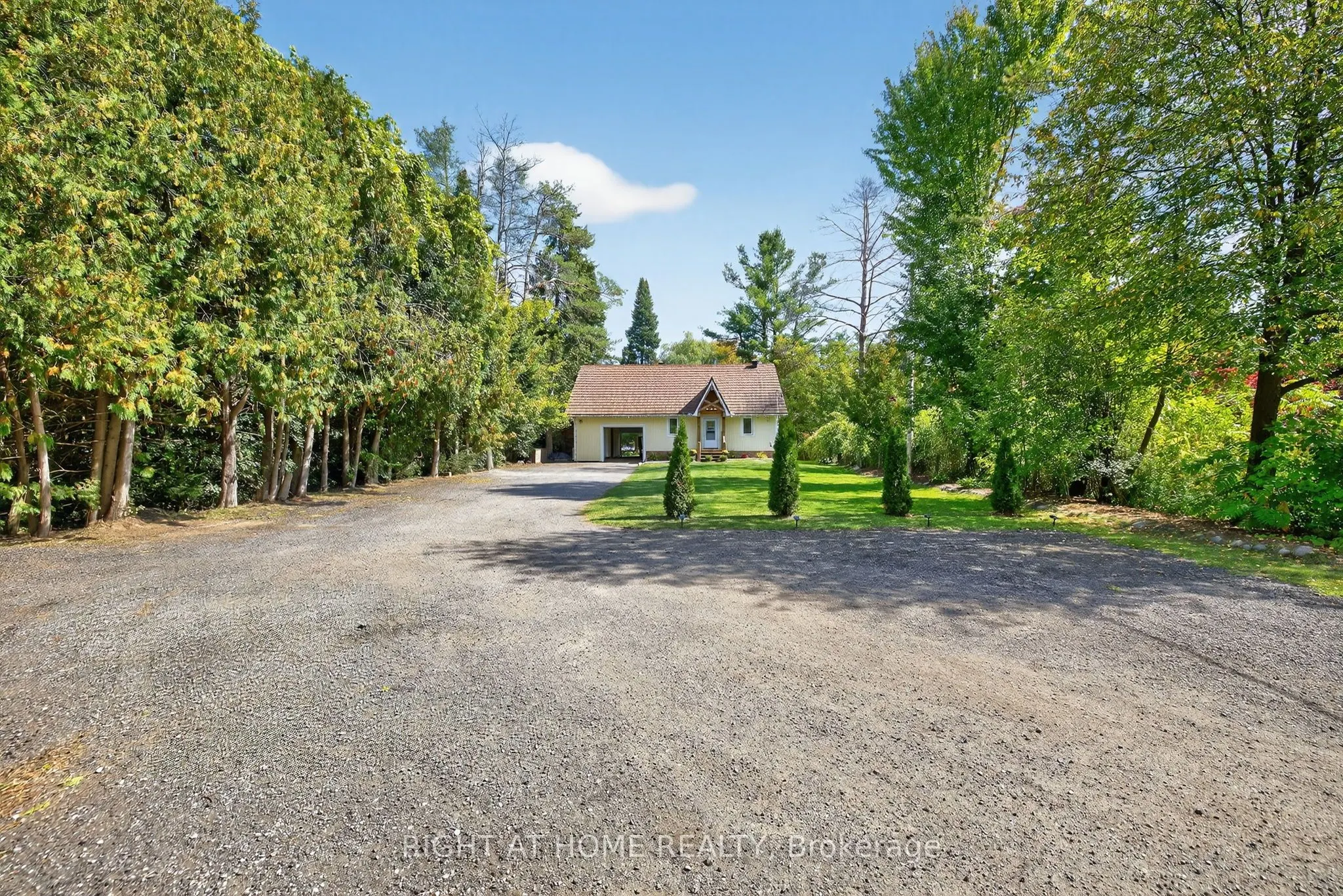 11 Nicholson Drive