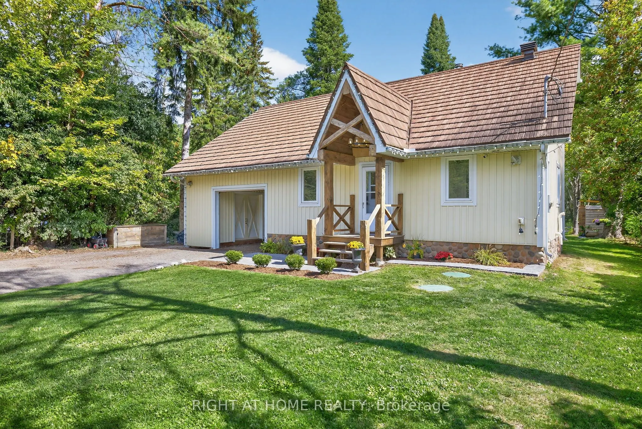 11 Nicholson Drive