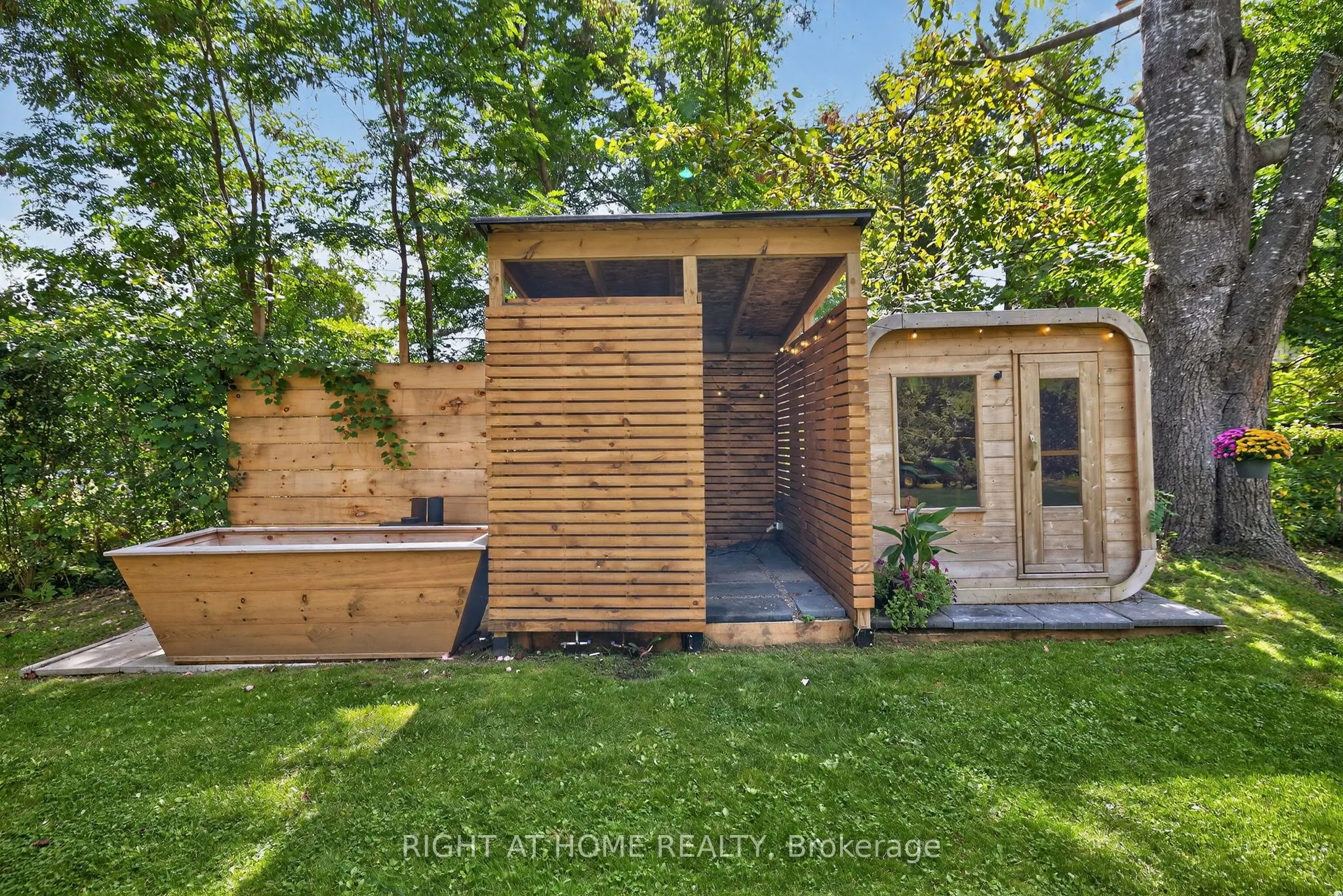 11 Nicholson Drive