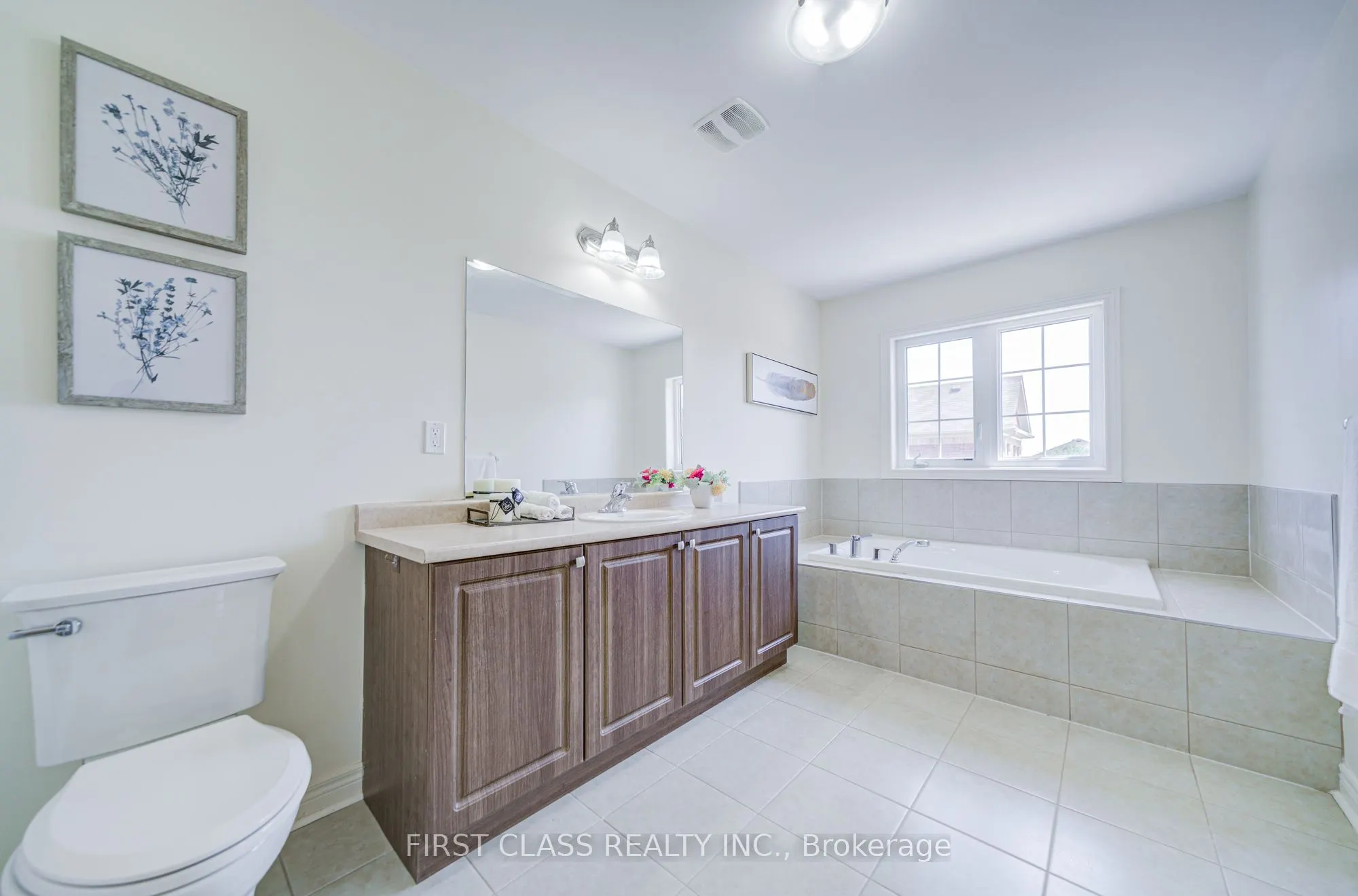 115 Noah's Farm Trail