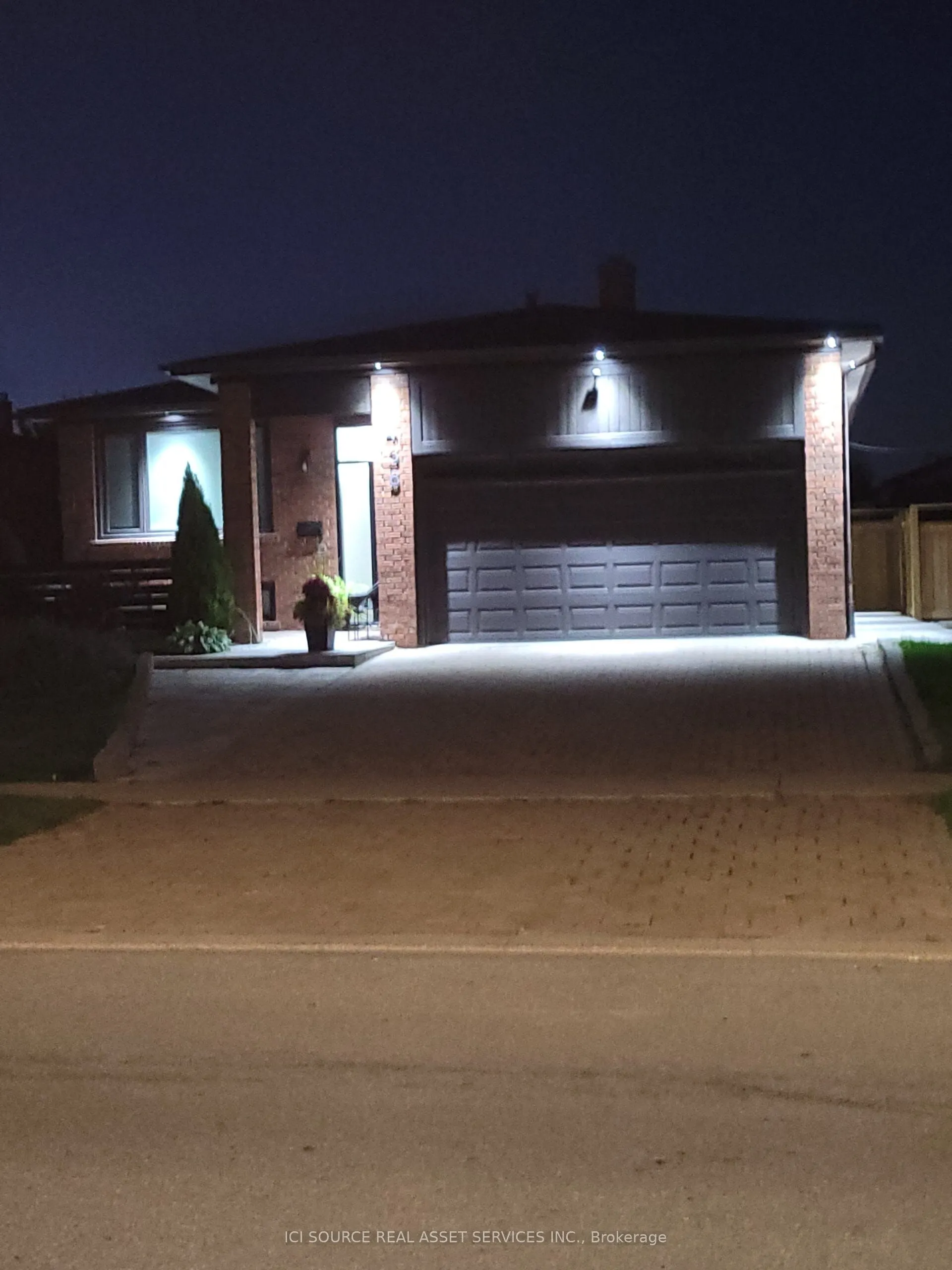 438 Woodbridge Avenue