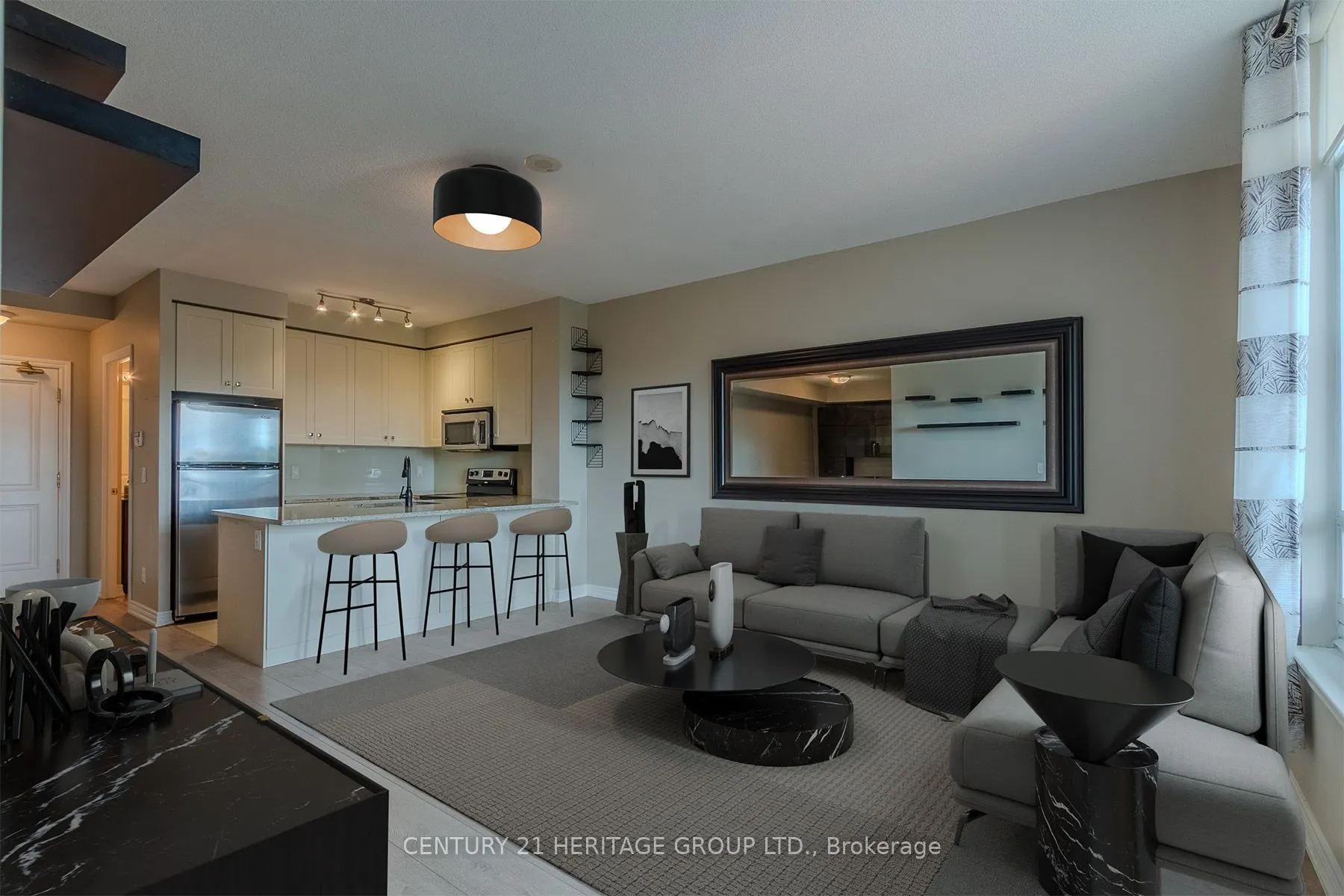 9245 Jane Street, #615