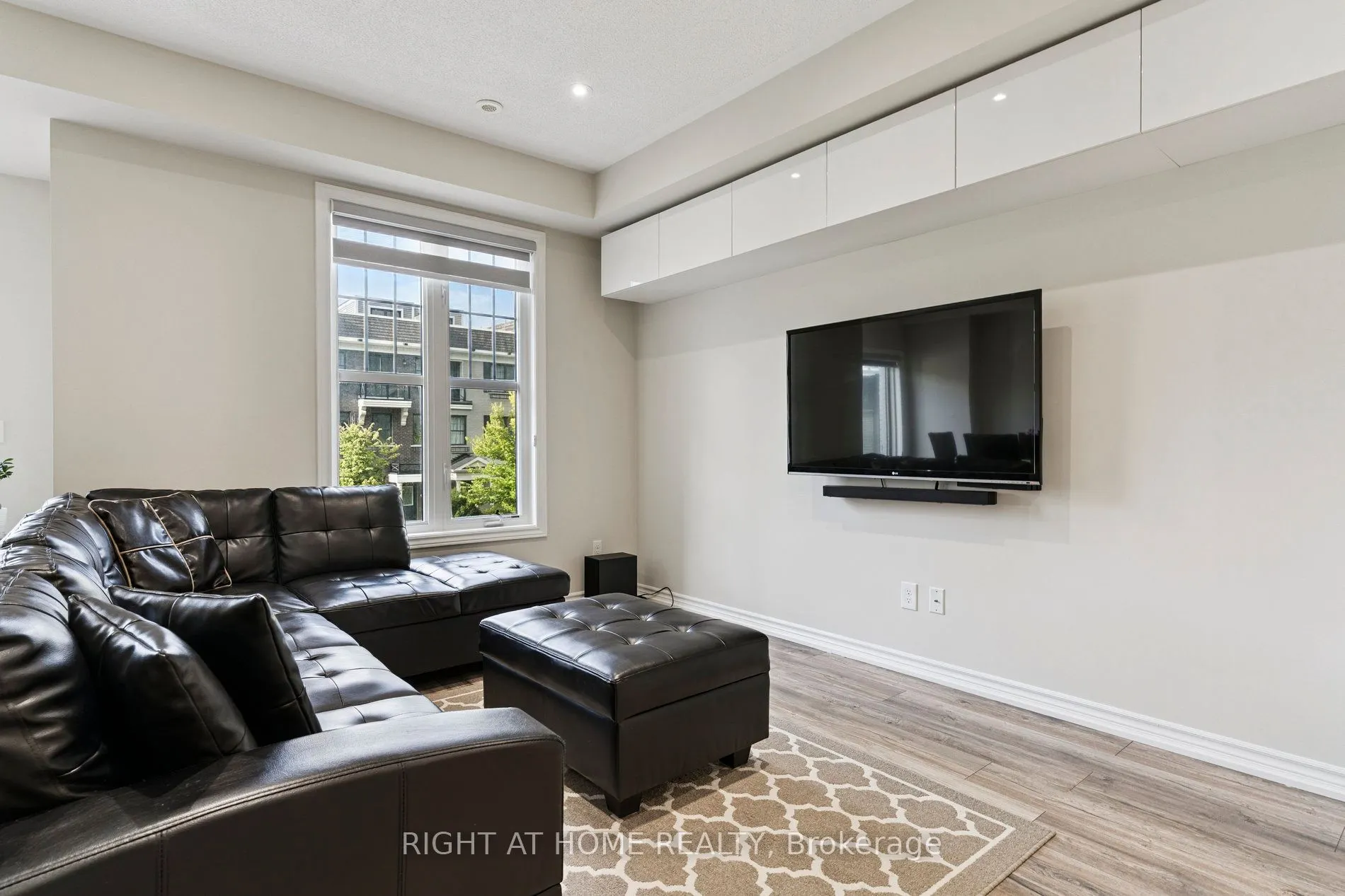 30 Boadway Crescent
