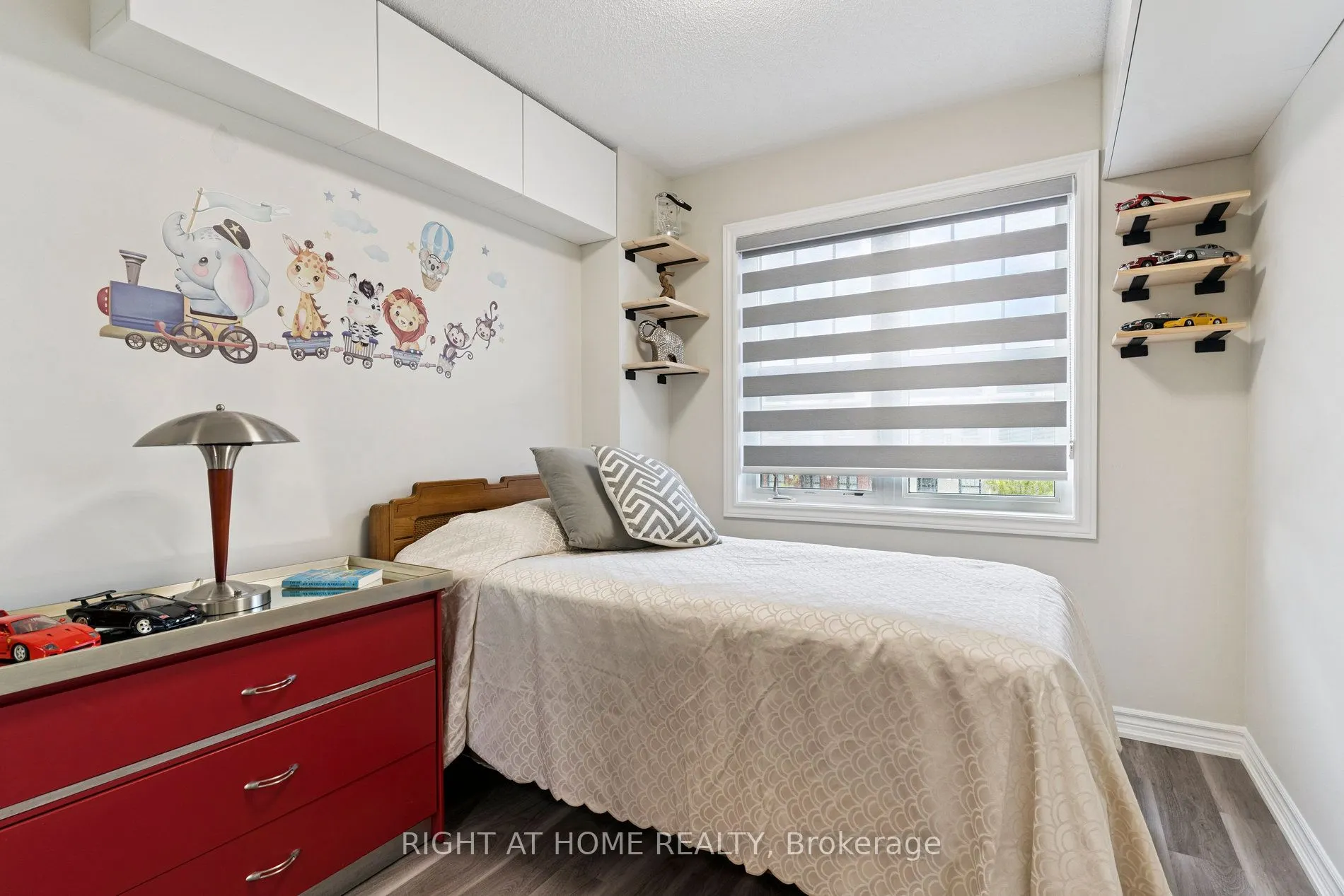 30 Boadway Crescent