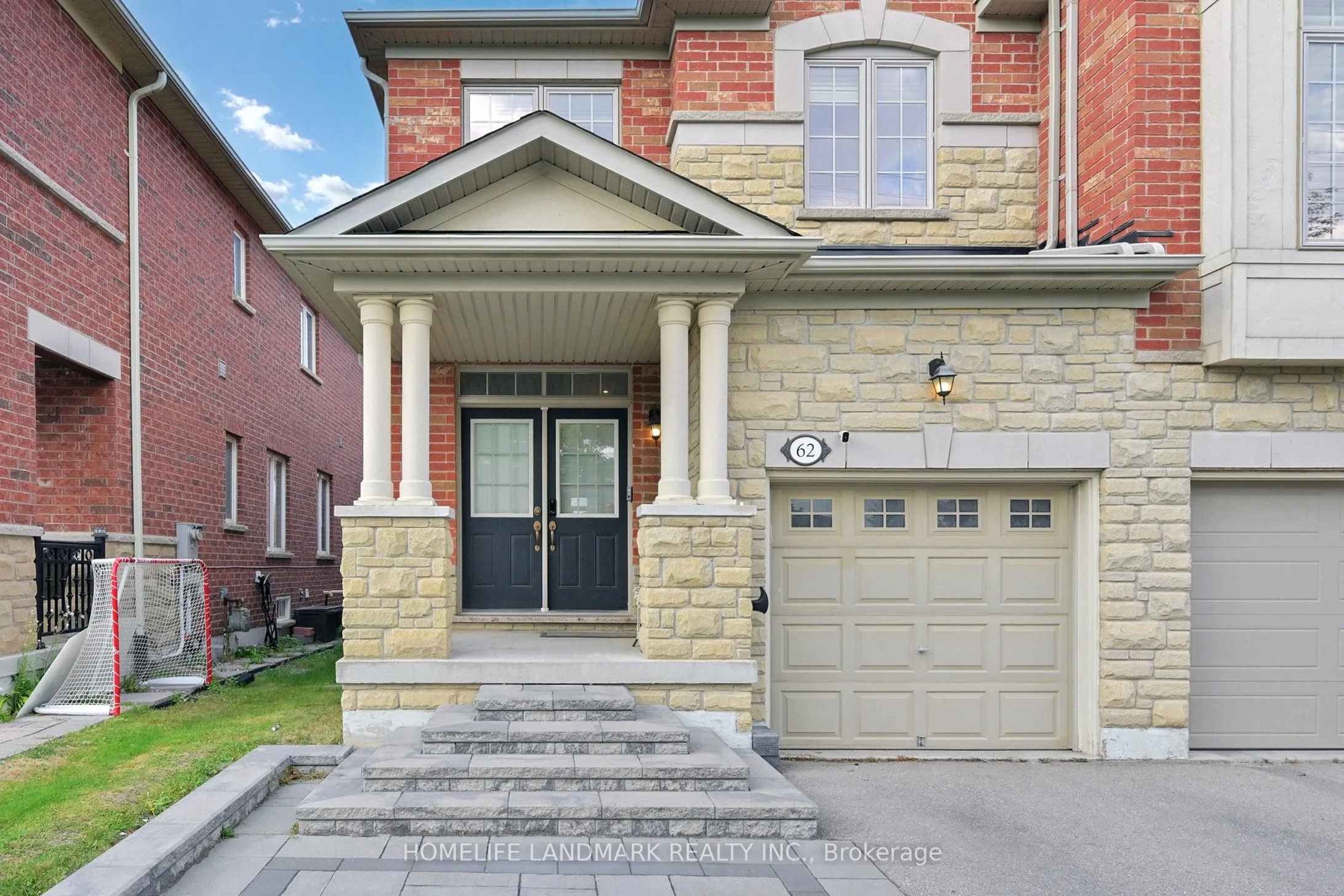 62 White Spruce Crescent