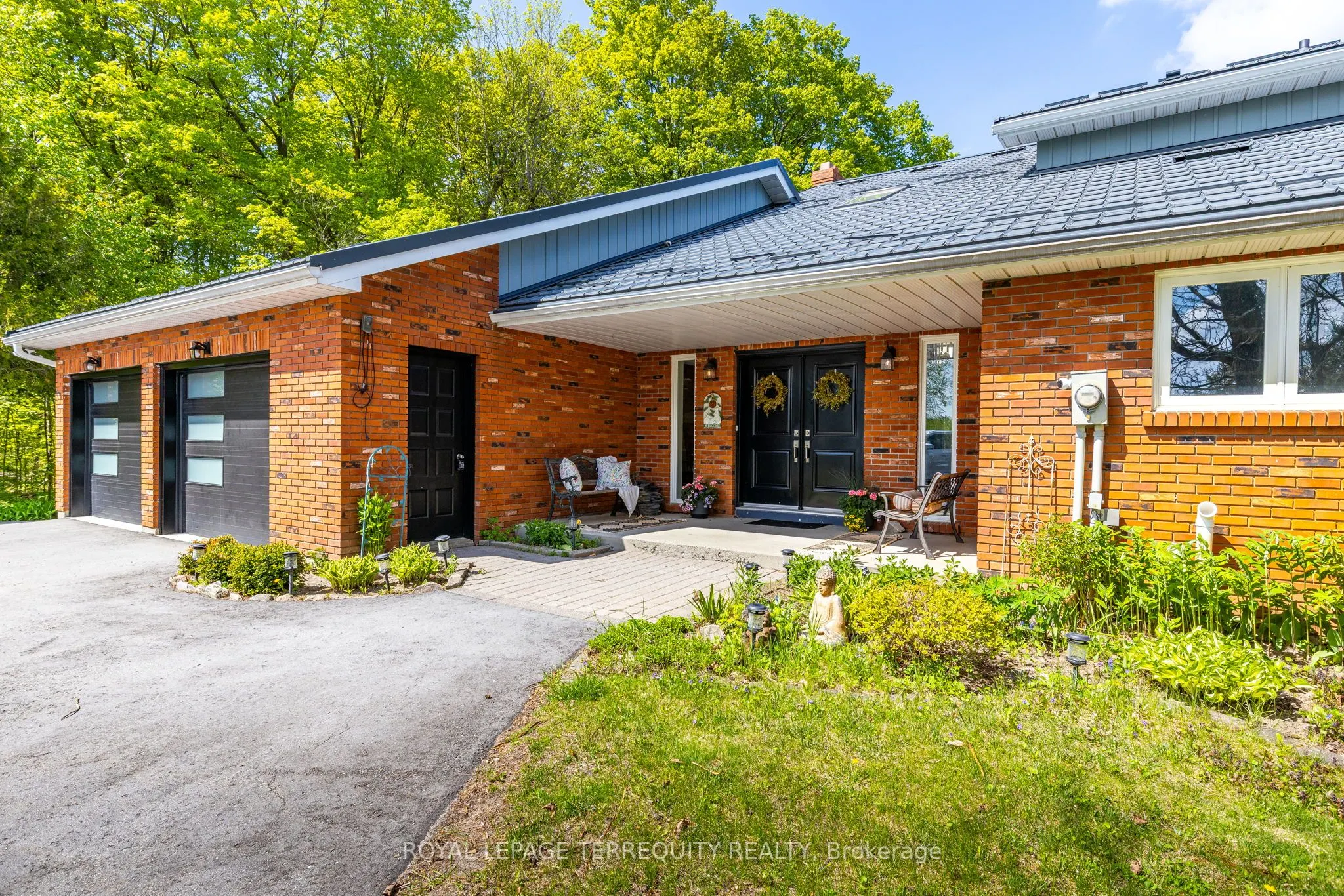 1041 Concession Road, #8