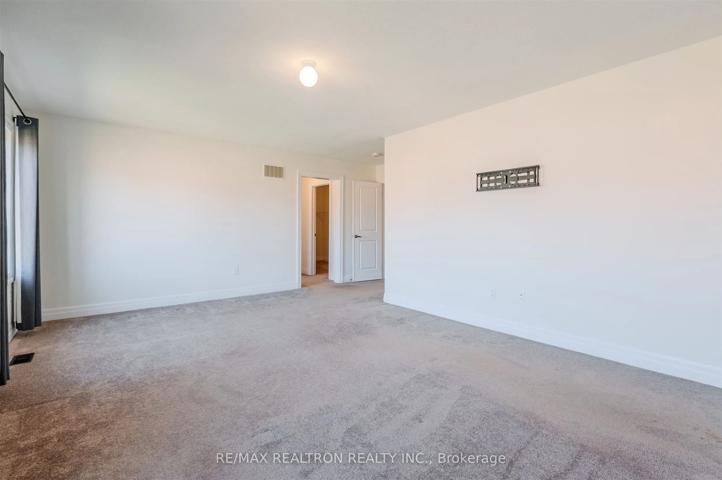 1028 Wickham Road