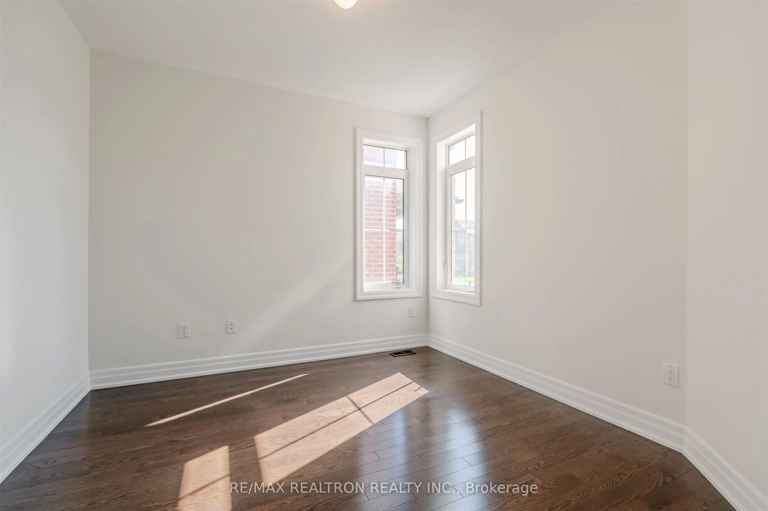 1028 Wickham Road