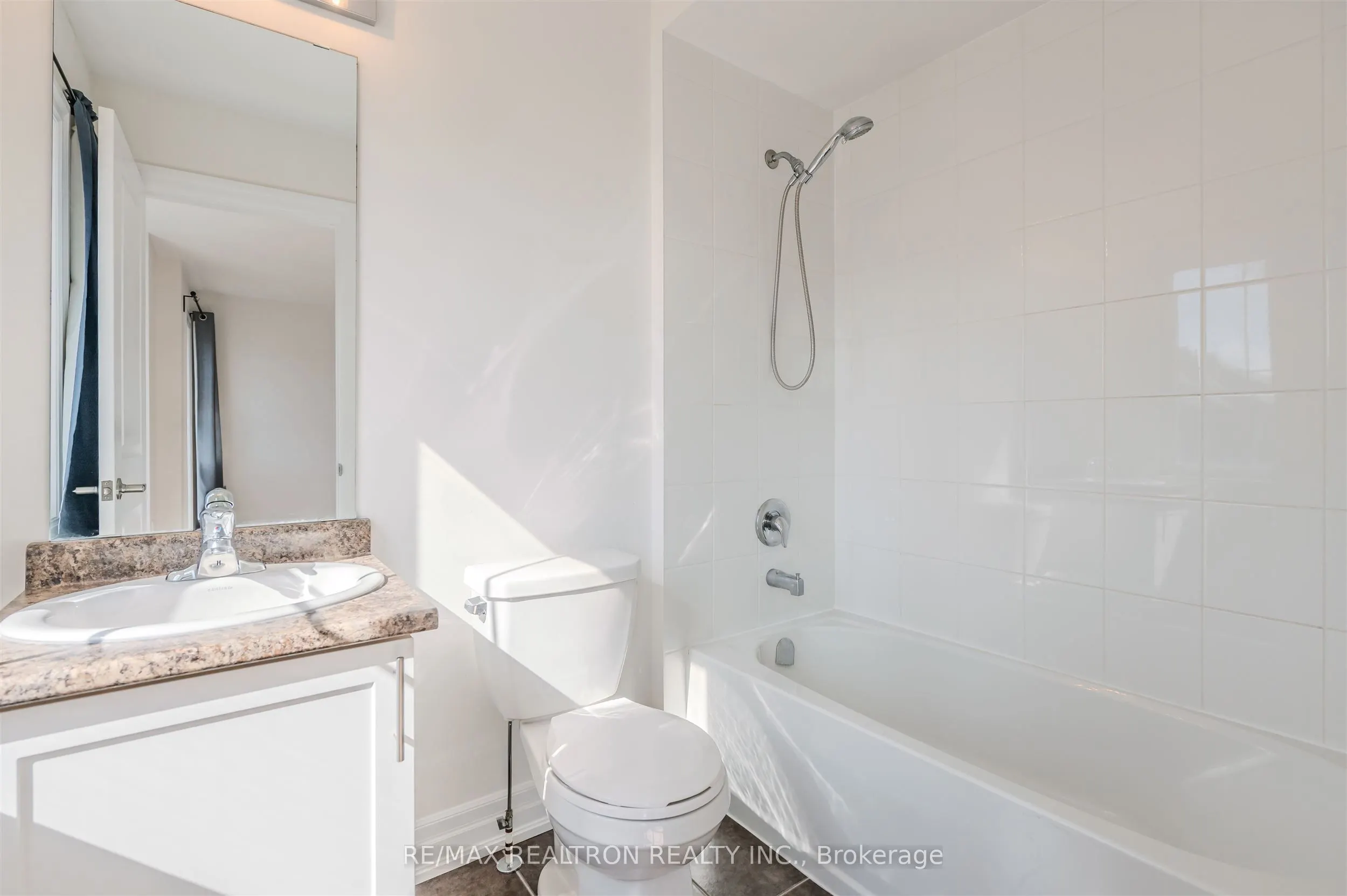 1028 Wickham Road