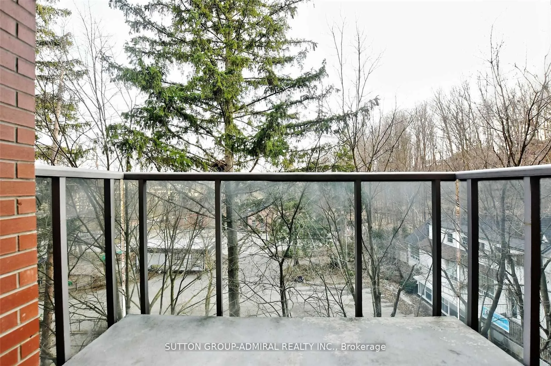 8302 Islington Avenue, #405