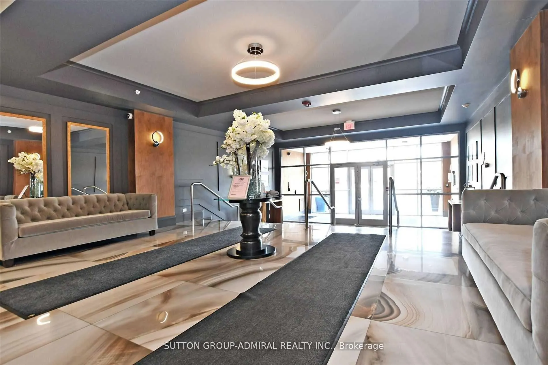 8302 Islington Avenue, #405