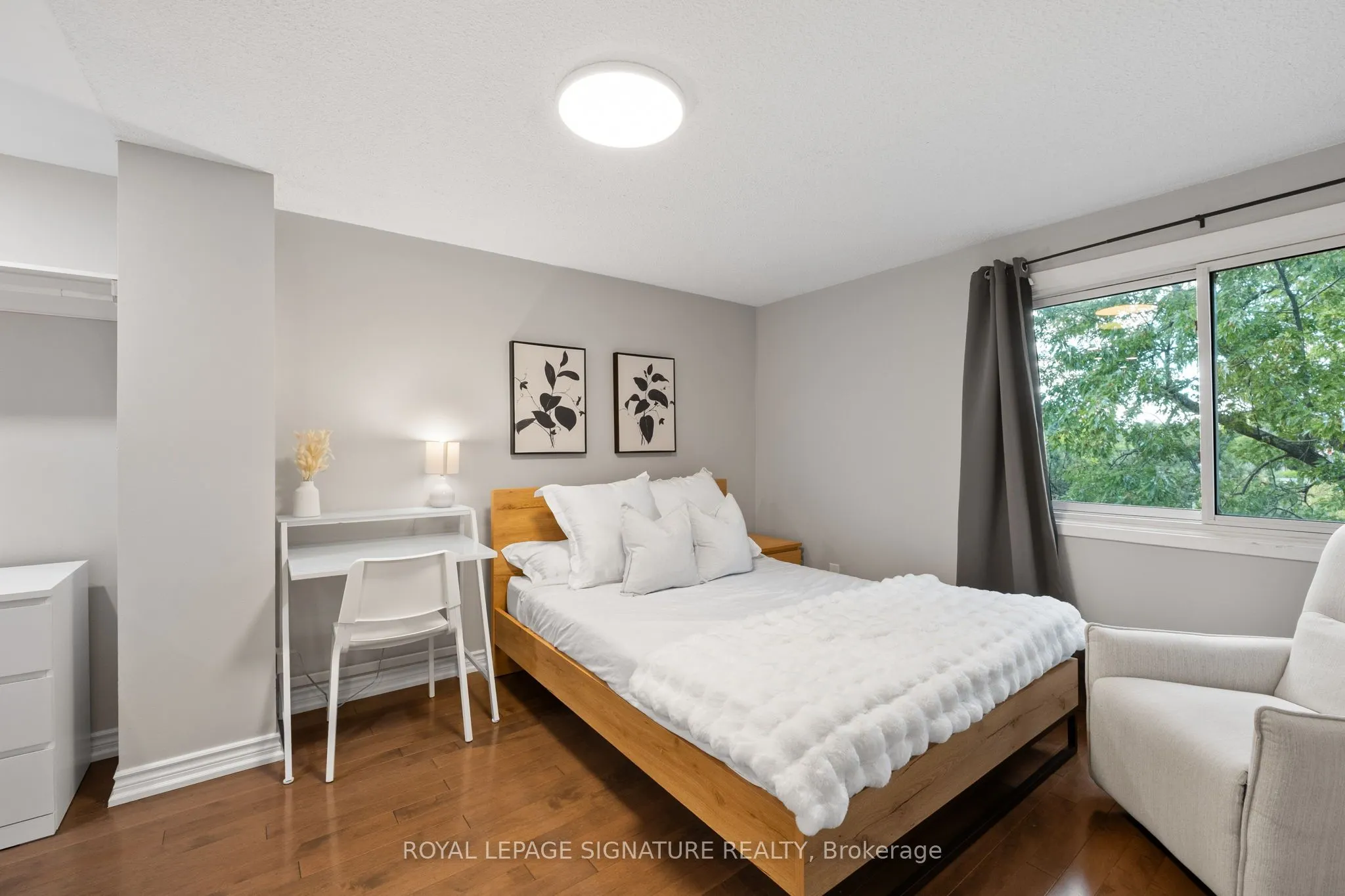 10 Thatcher's Mill Way, #5
