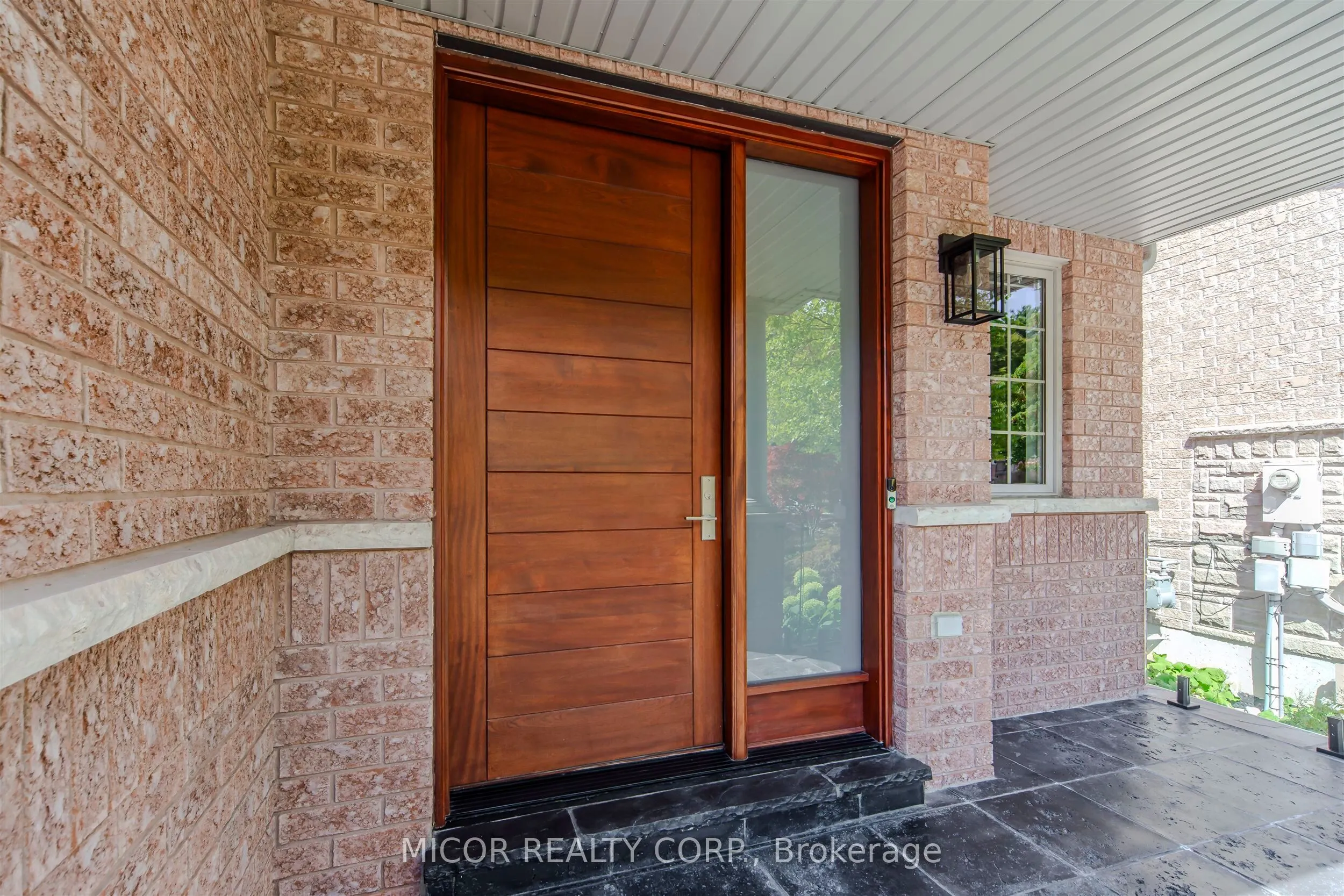 402 Maria Antonia Road