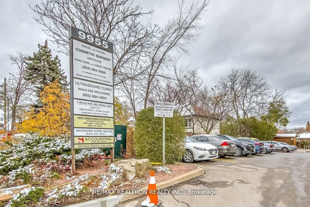 9955 Yonge Street, #207