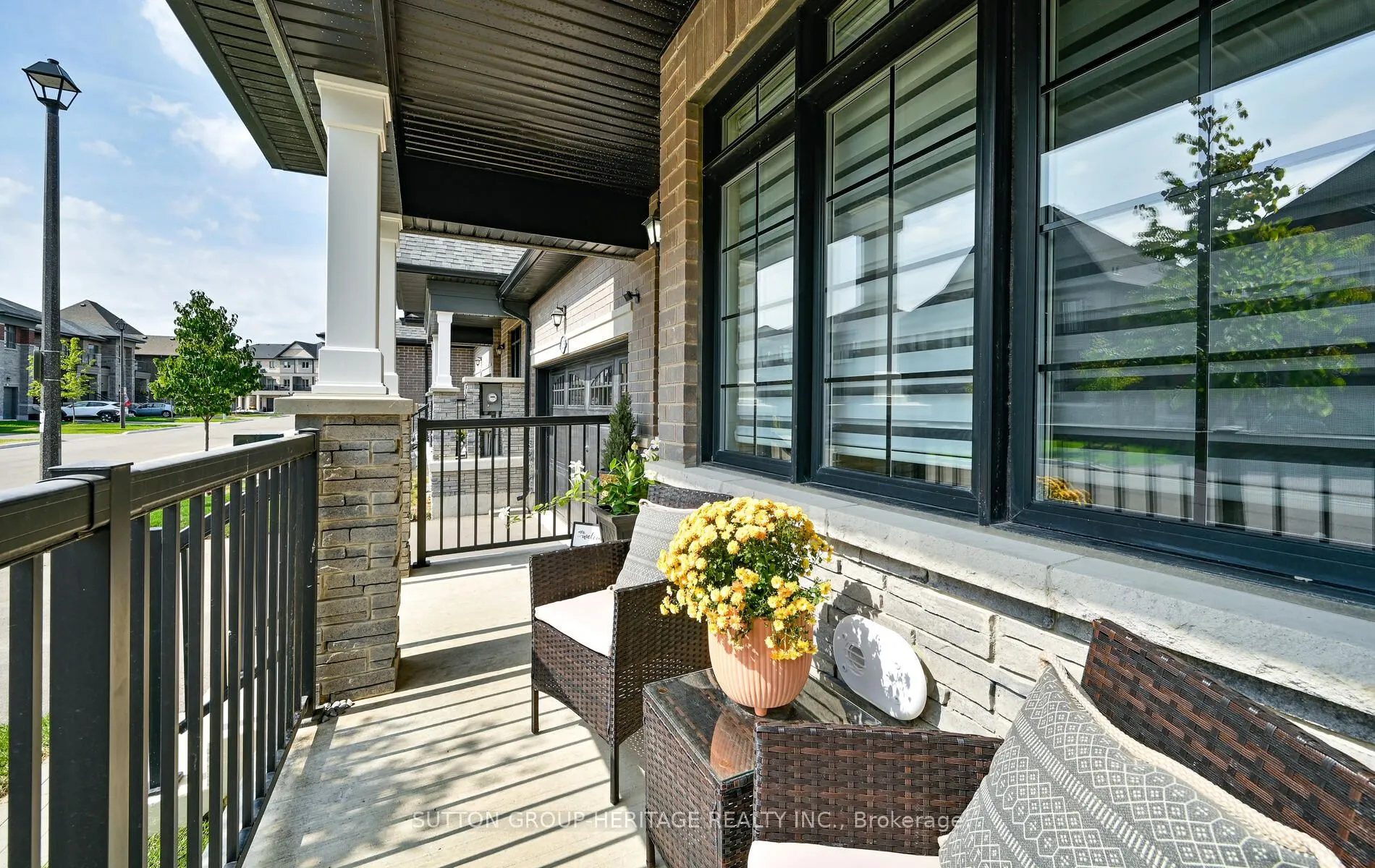 25 Ballinger Way