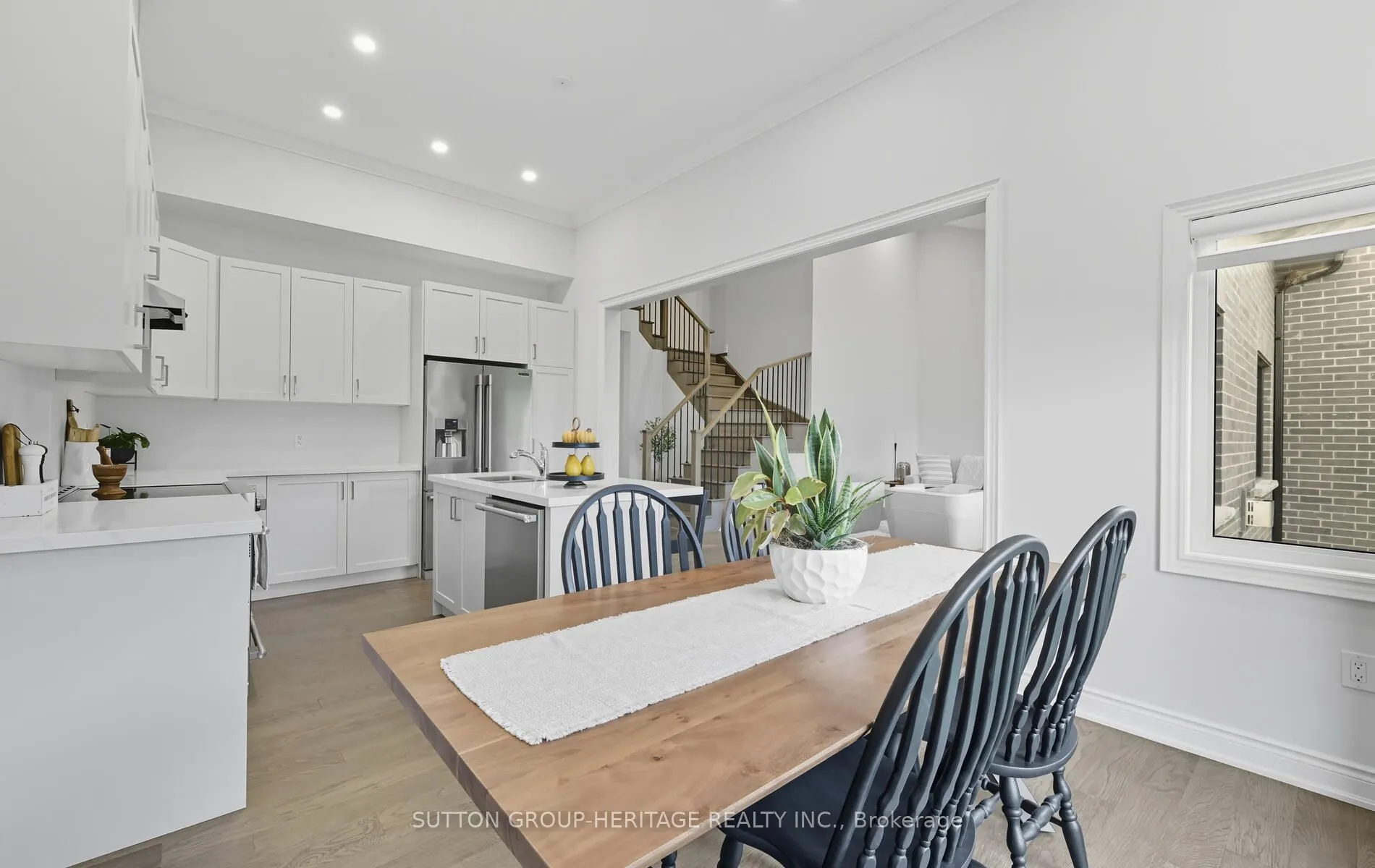 25 Ballinger Way