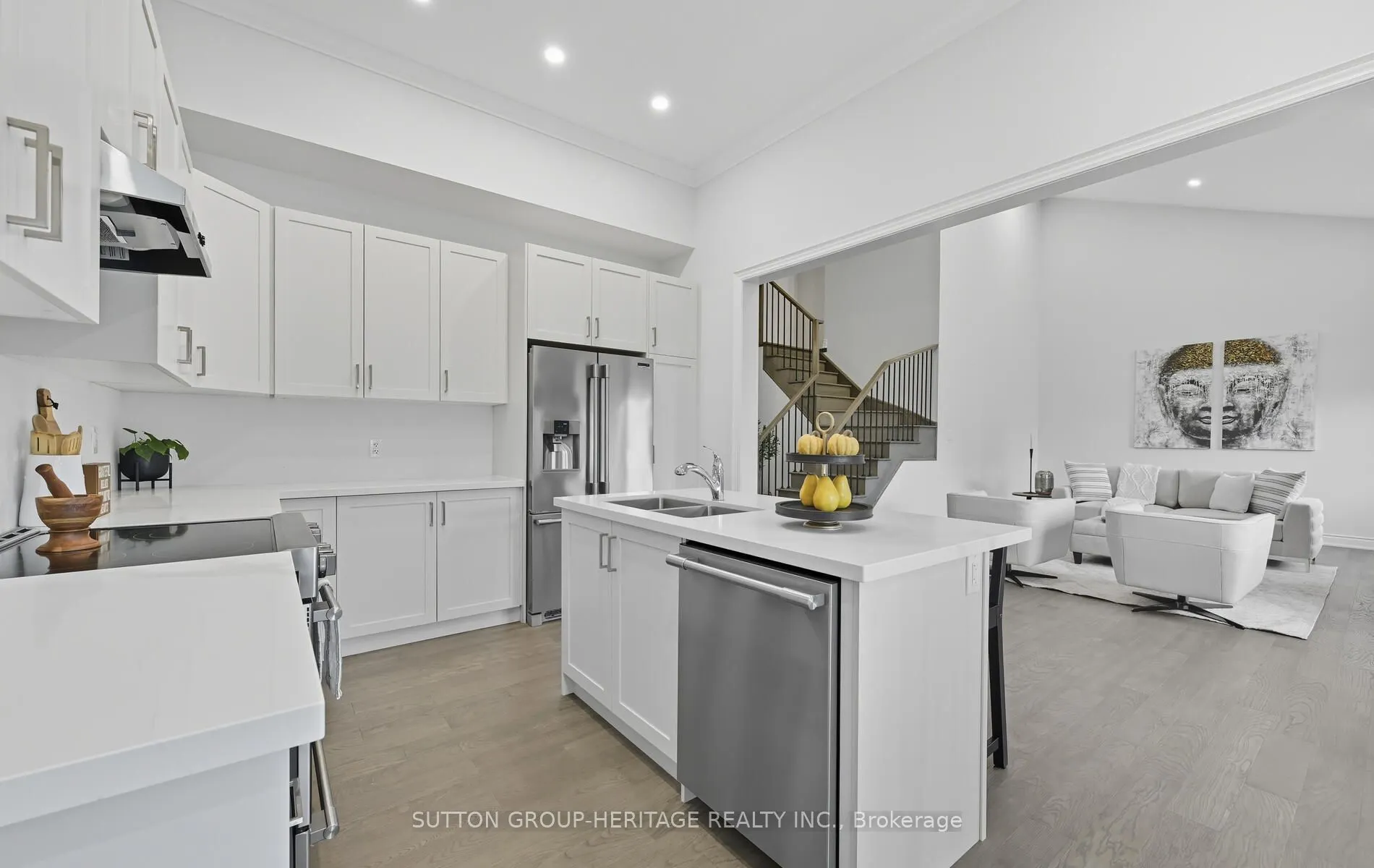 25 Ballinger Way