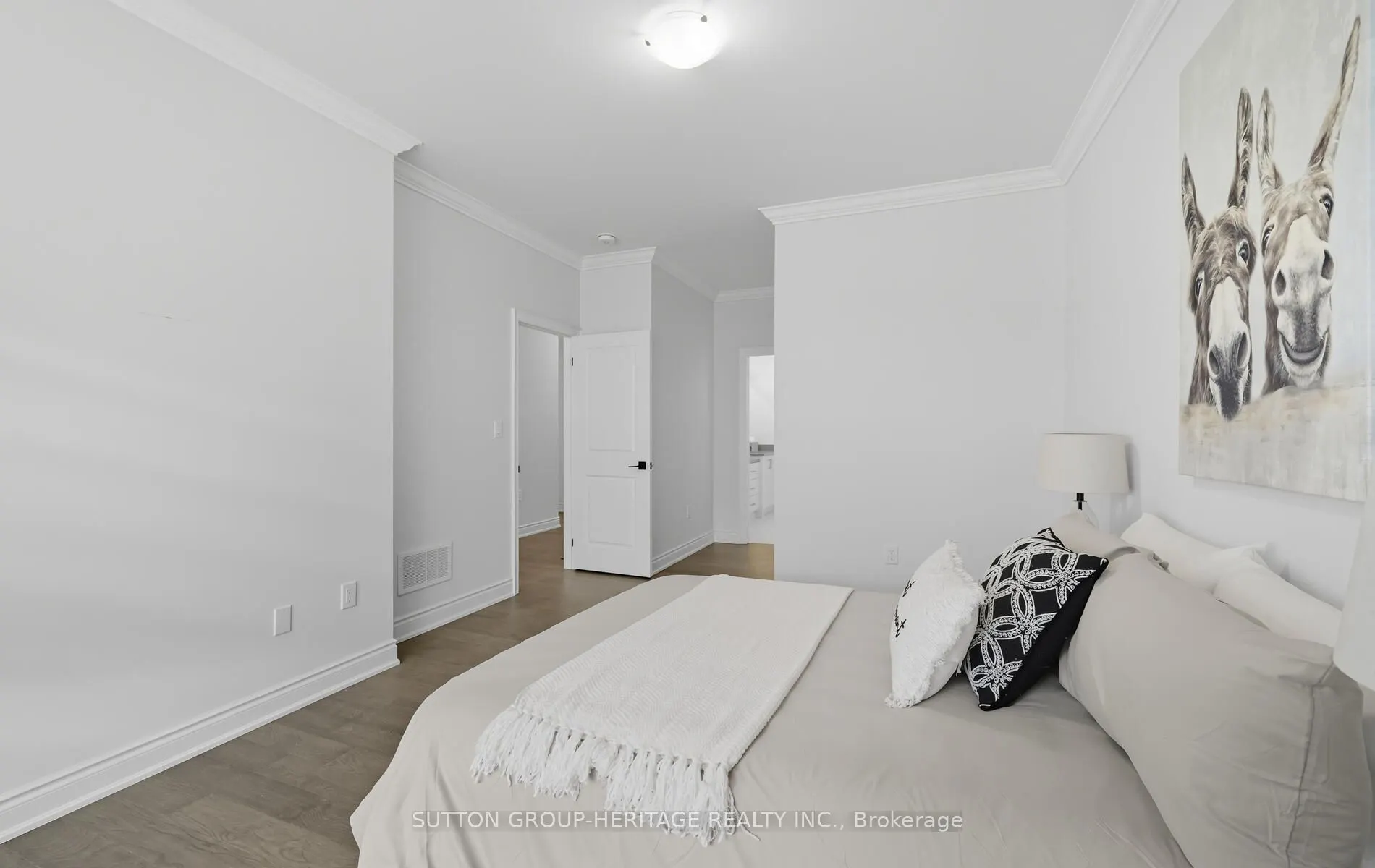 25 Ballinger Way
