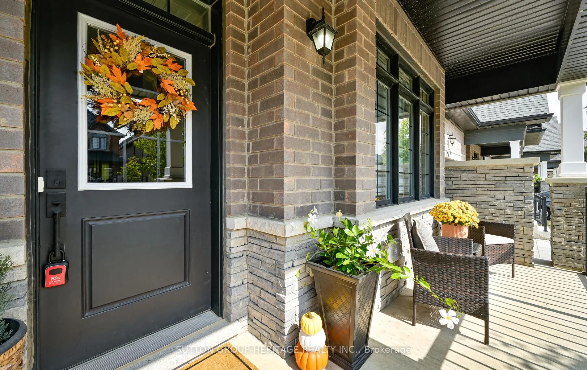 25 Ballinger Way