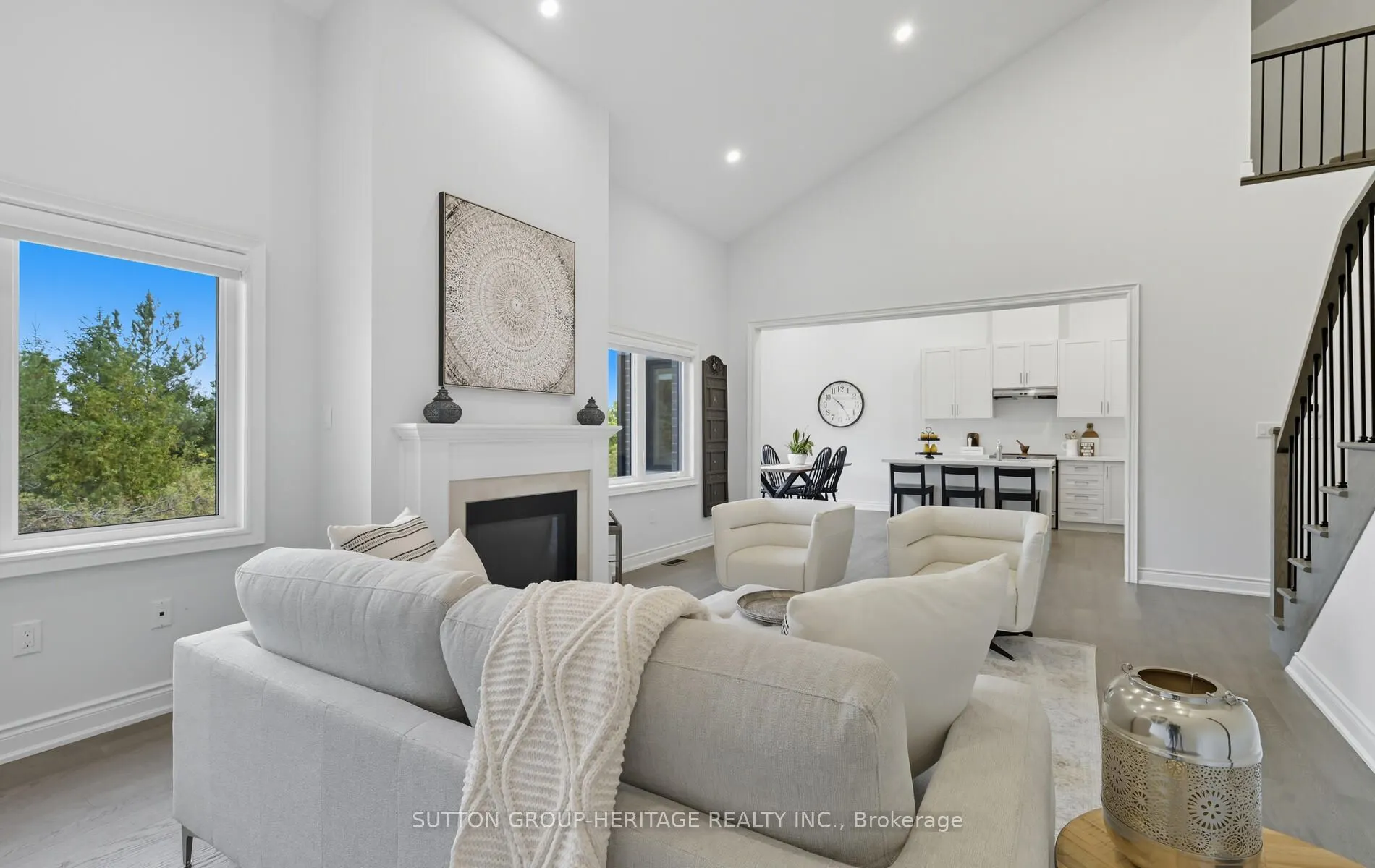 25 Ballinger Way