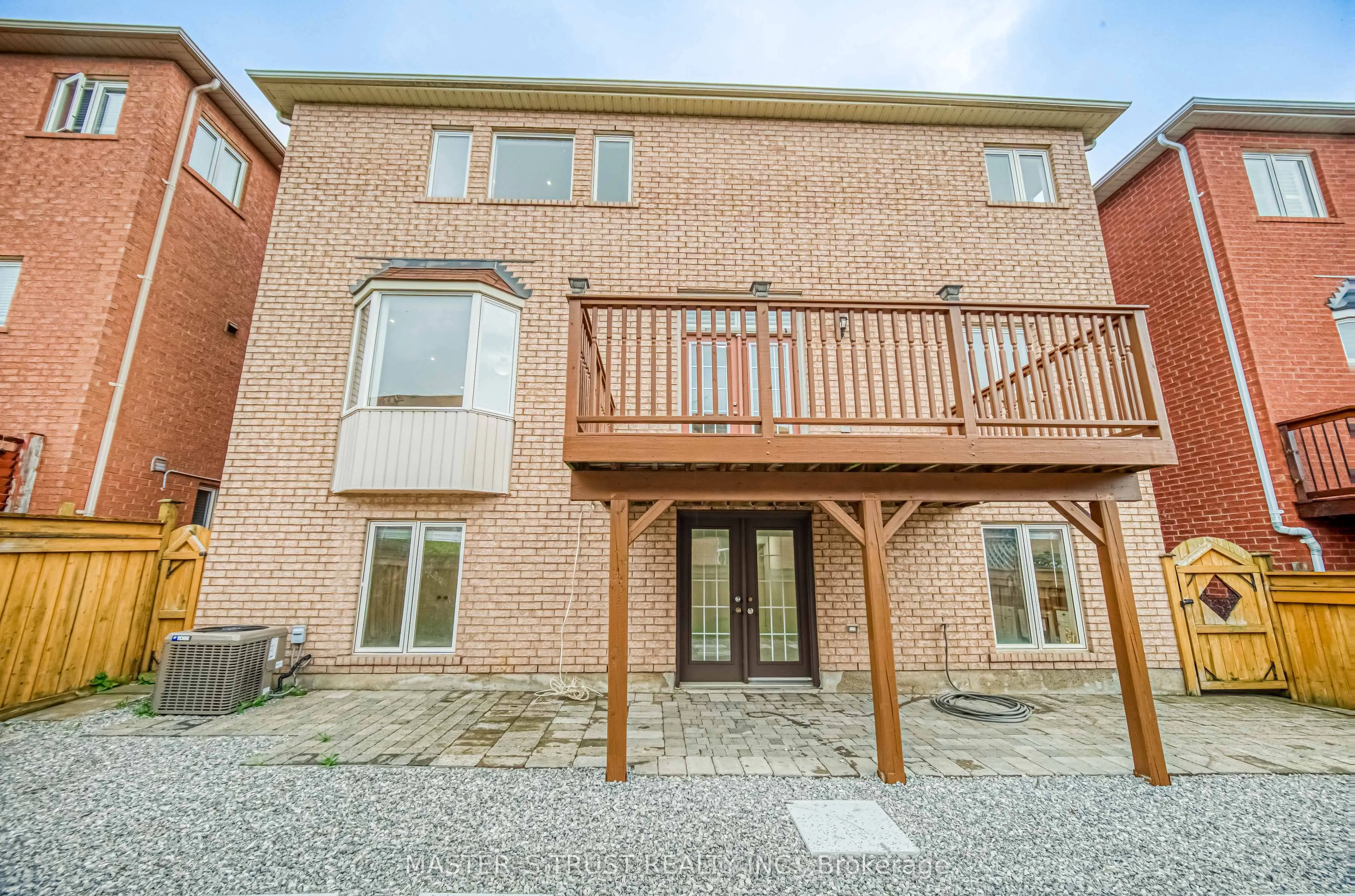 76 Mynden Way