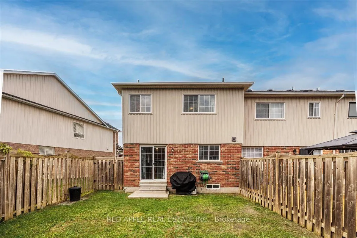 53 Hammill Heights