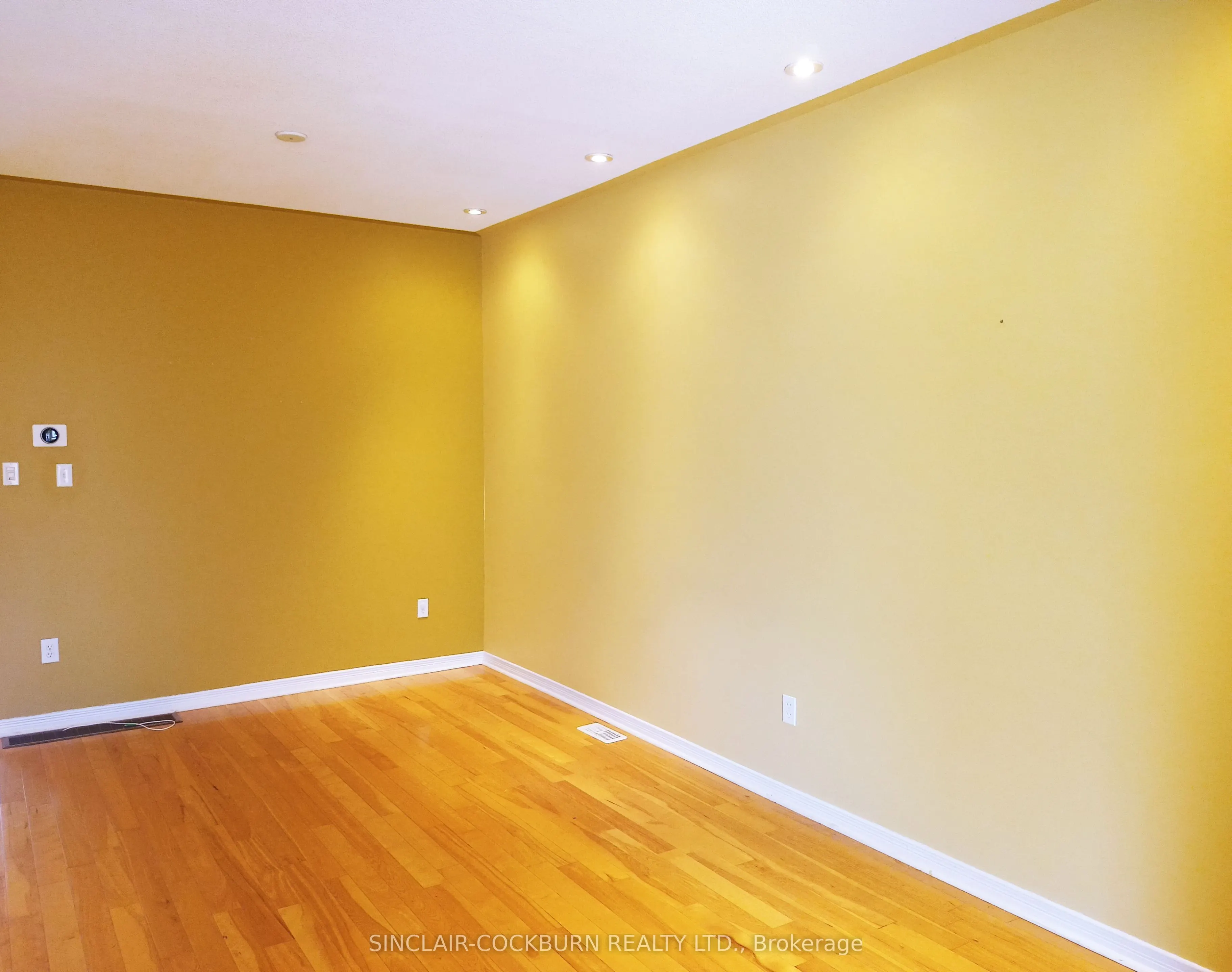 98 Lebovic Drive