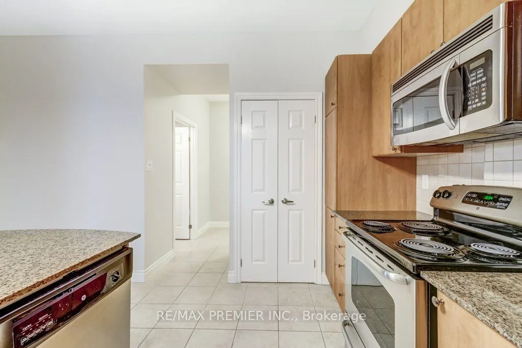 10211 Keele Street, #209