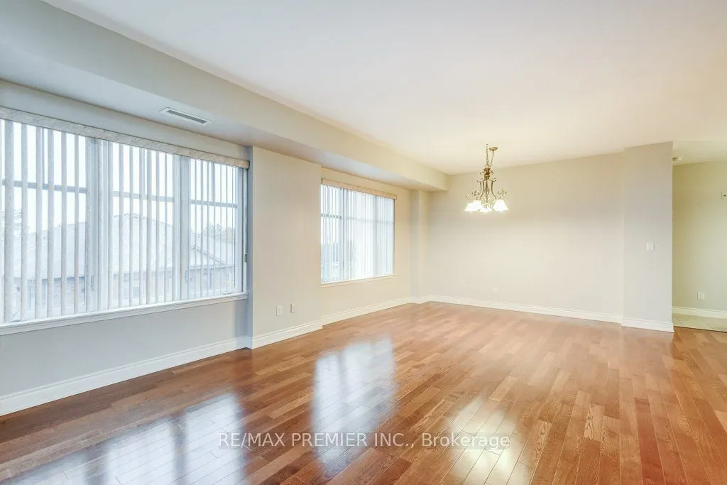 10211 Keele Street, #209