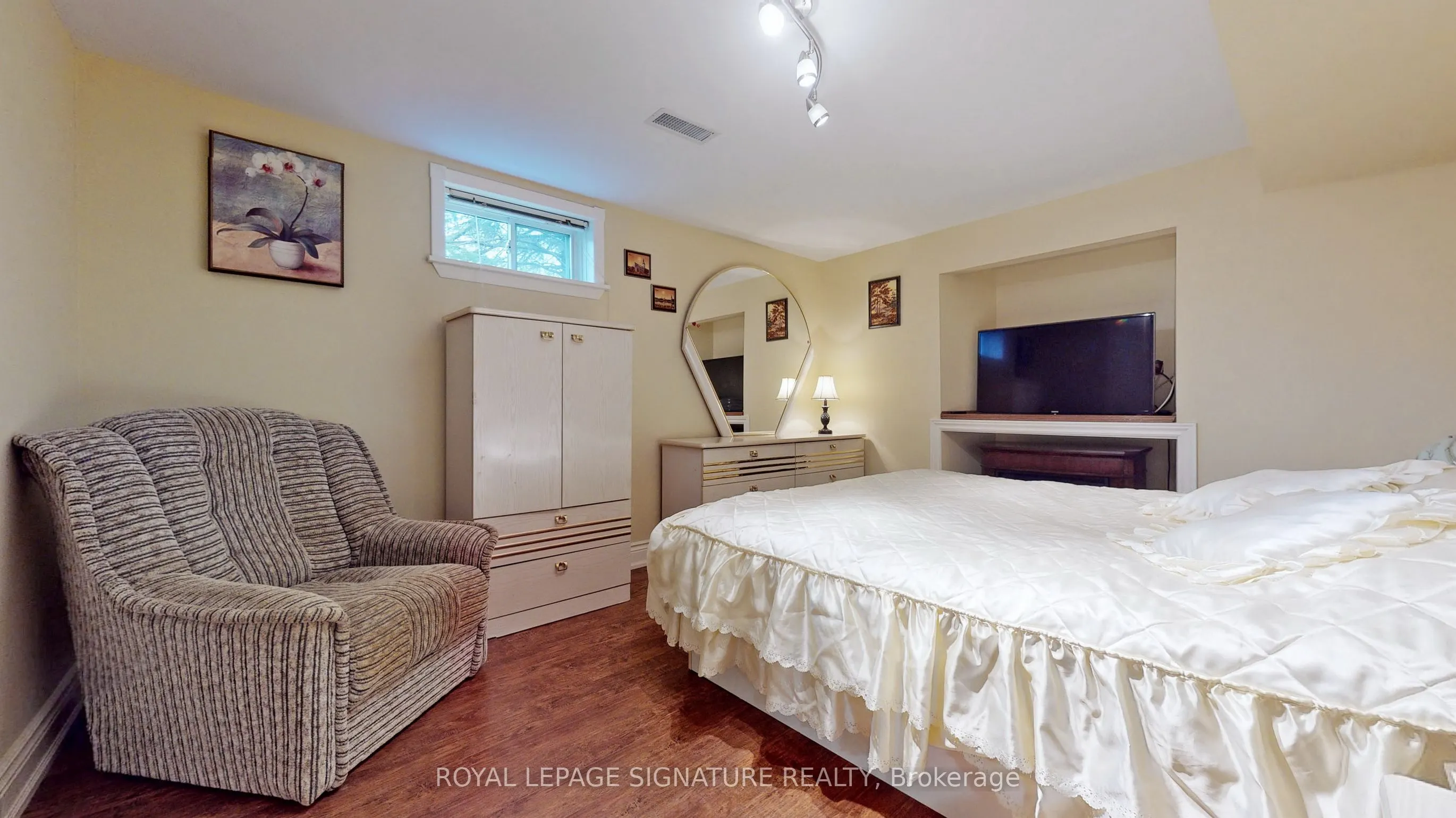30 Knole Haven Drive, #Lower