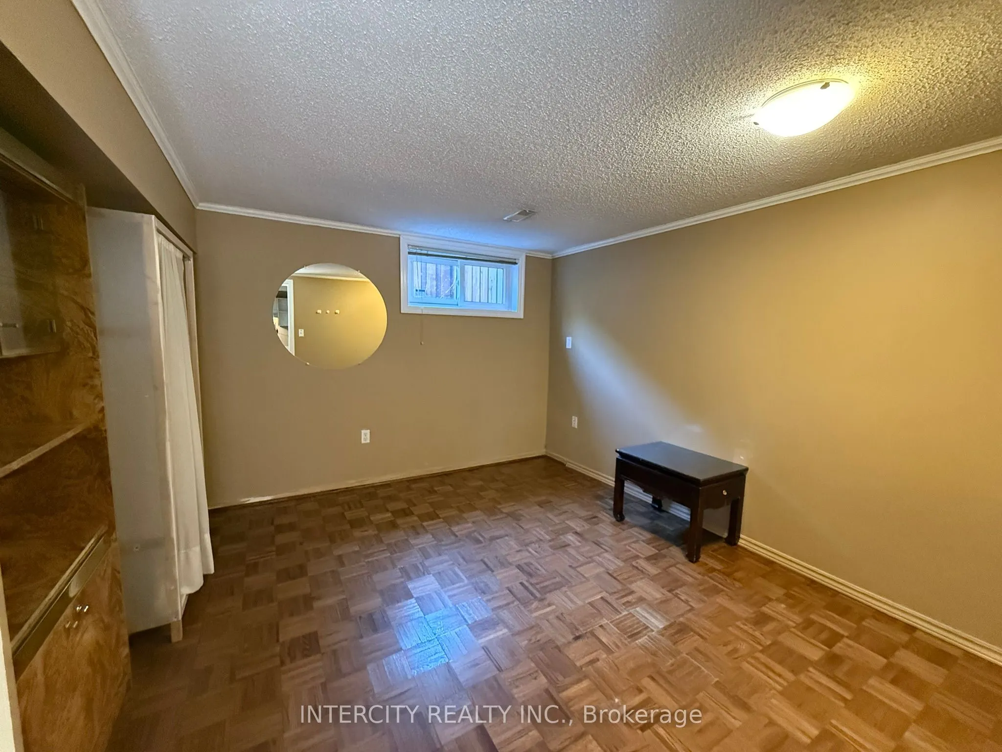 18 Glen Cameron Road