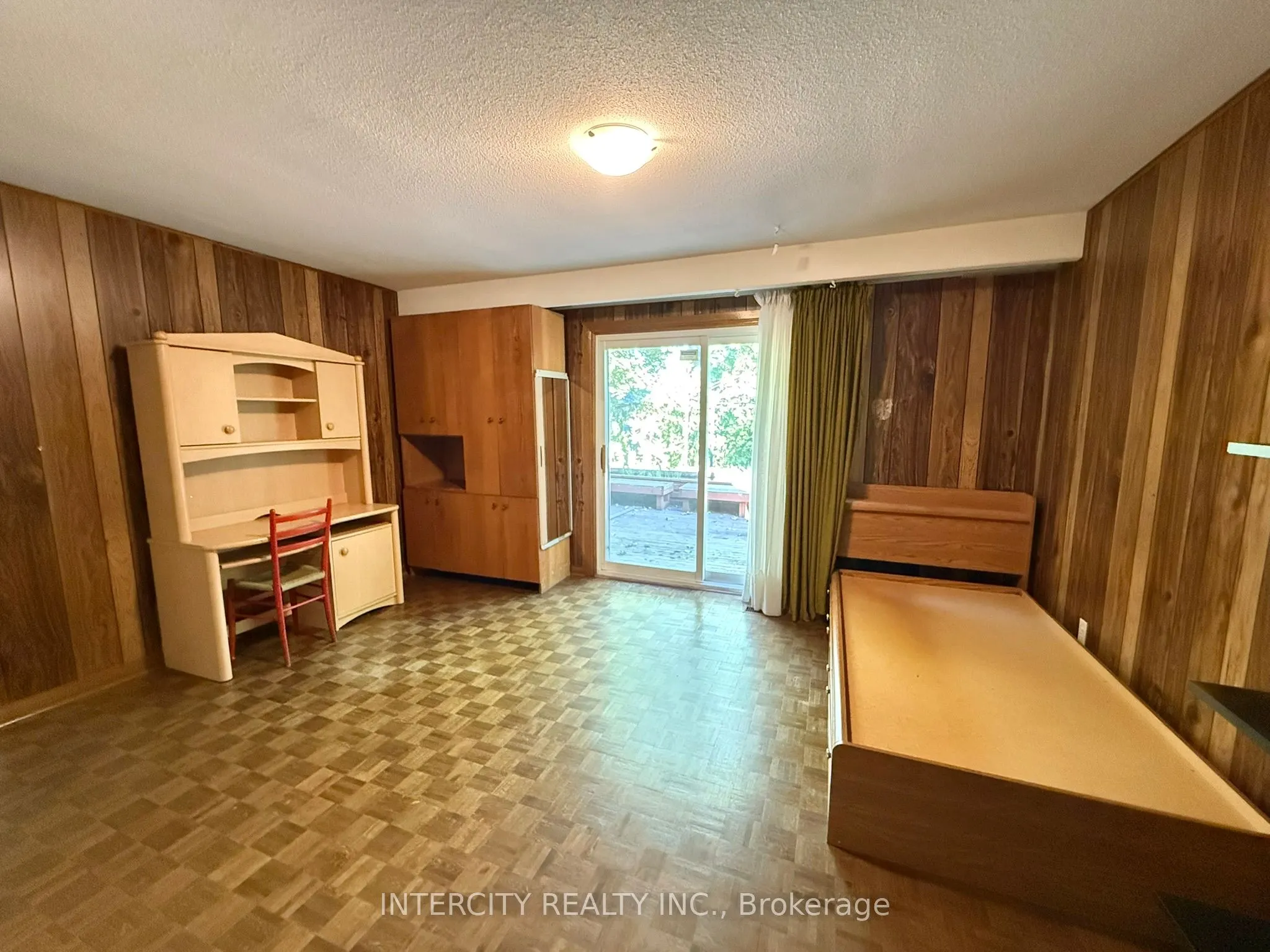 18 Glen Cameron Road