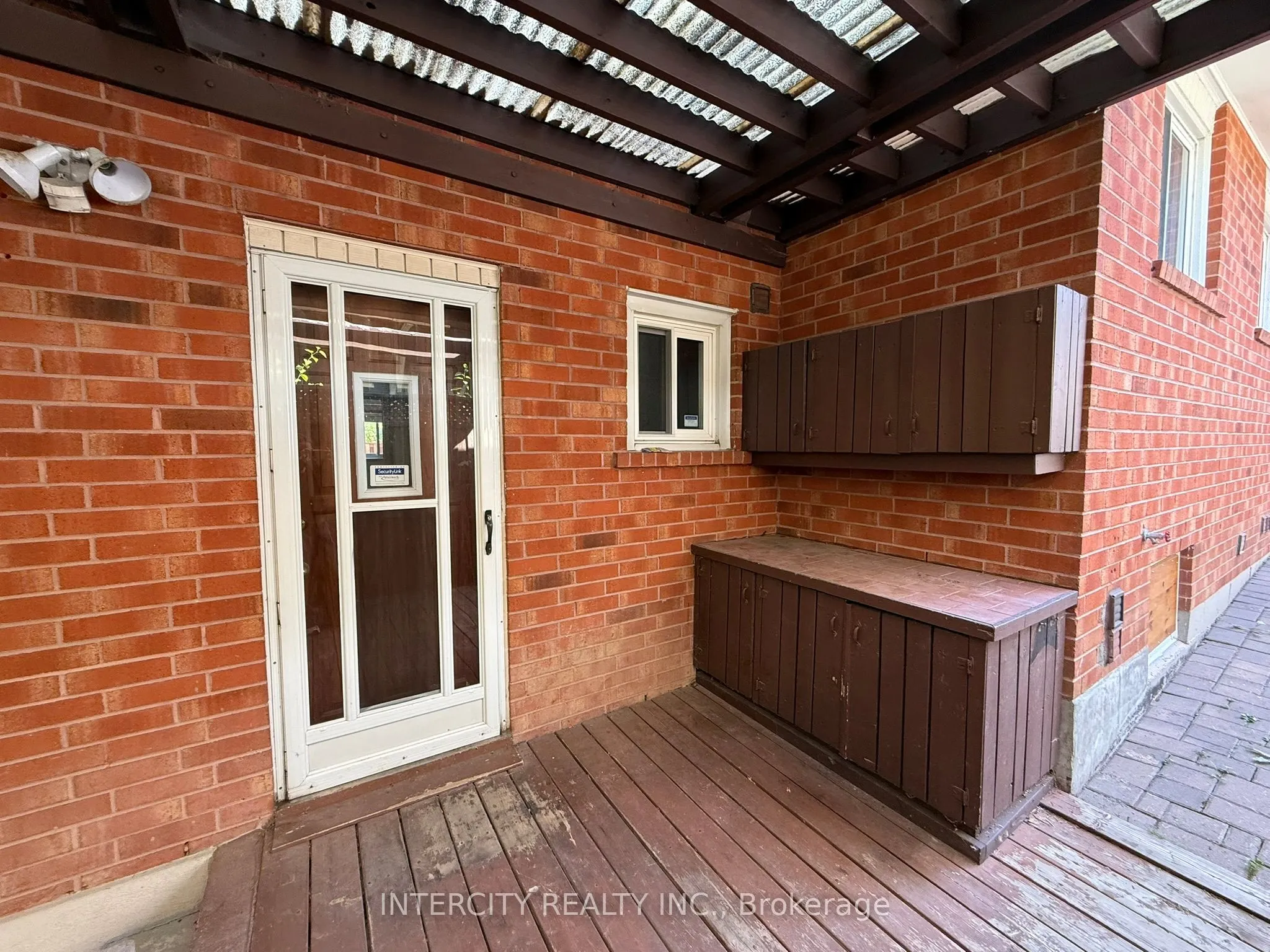 18 Glen Cameron Road