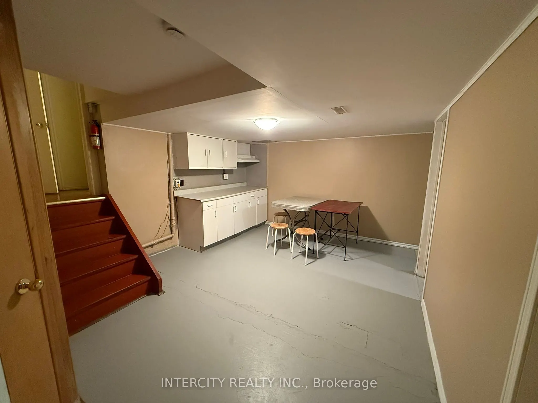 18 Glen Cameron Road, #BSMT