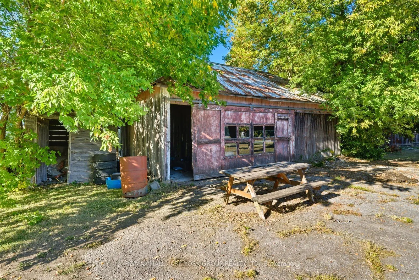 23035 Lake Ridge Road