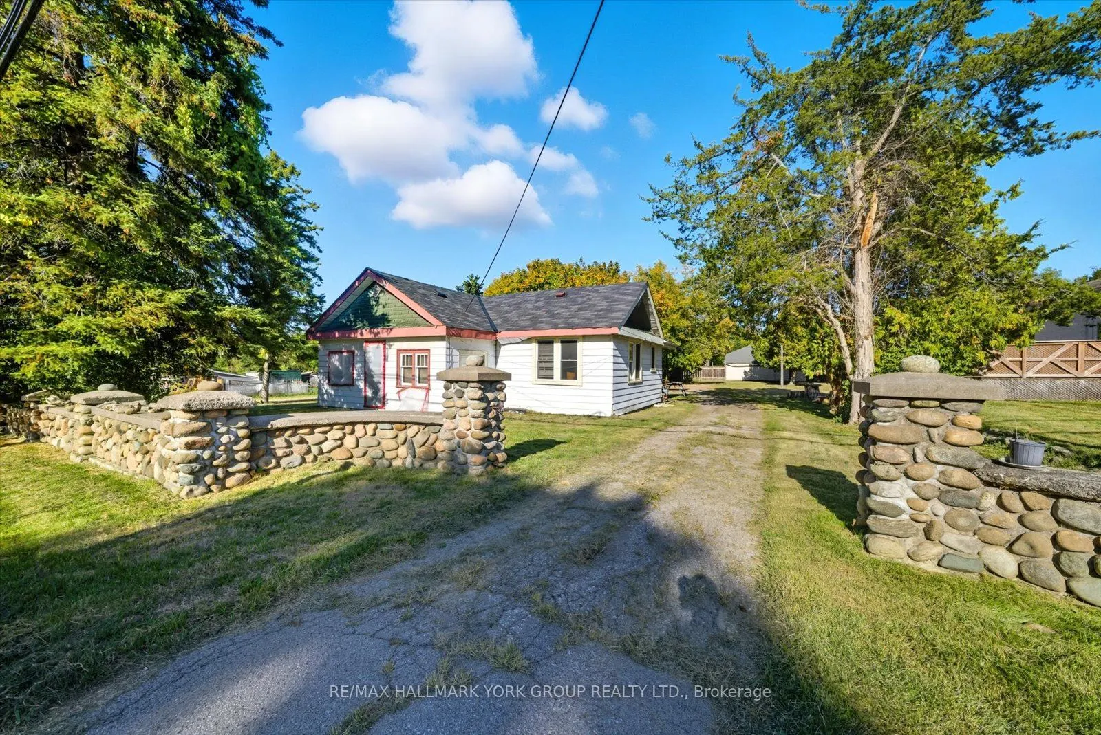 23035 Lake Ridge Road