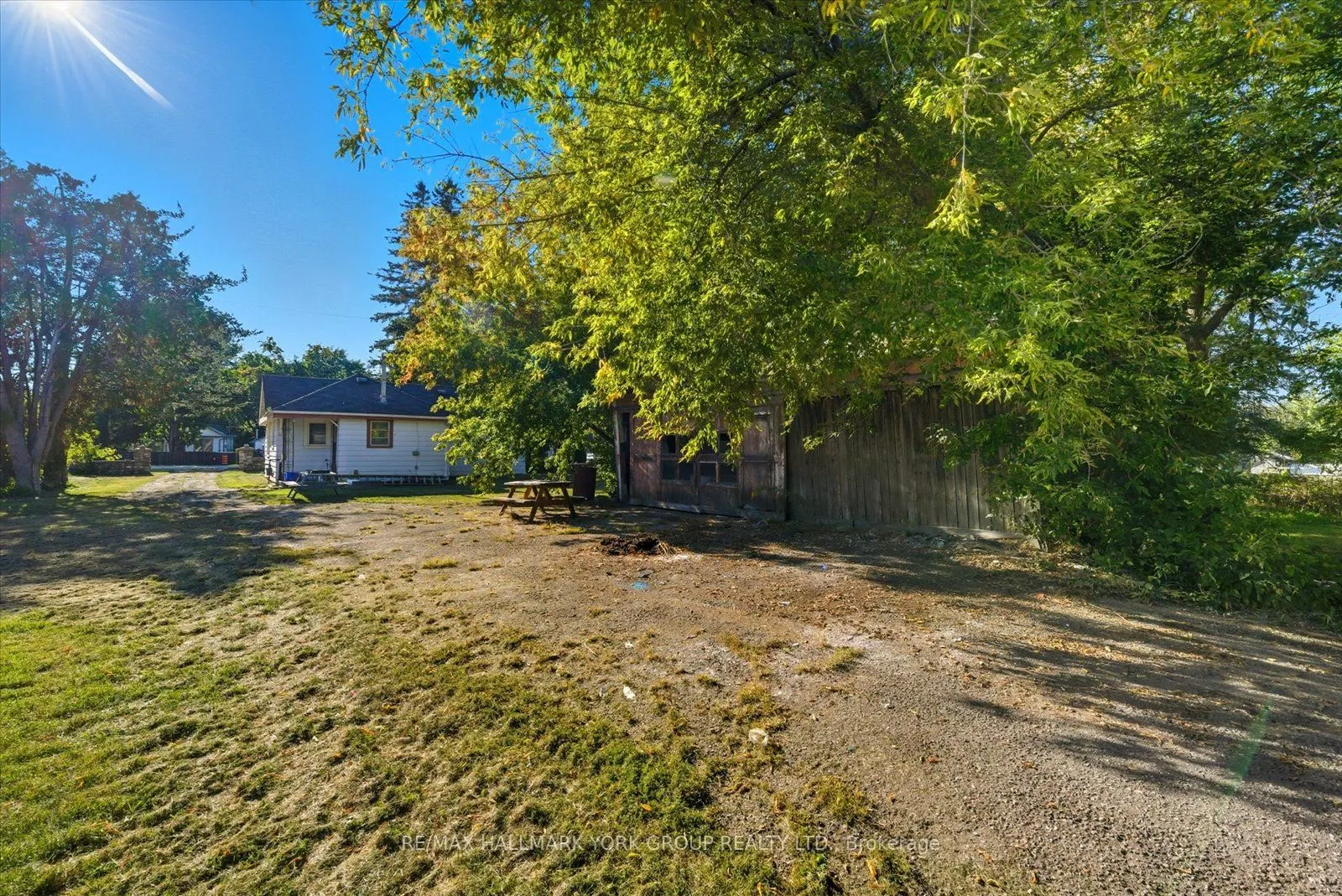 23035 Lake Ridge Road