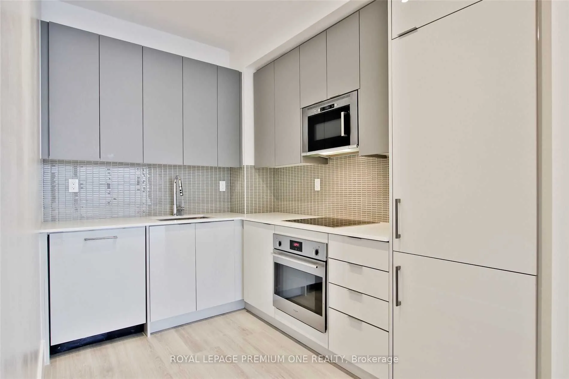2916 Highway 7 Road, #1409