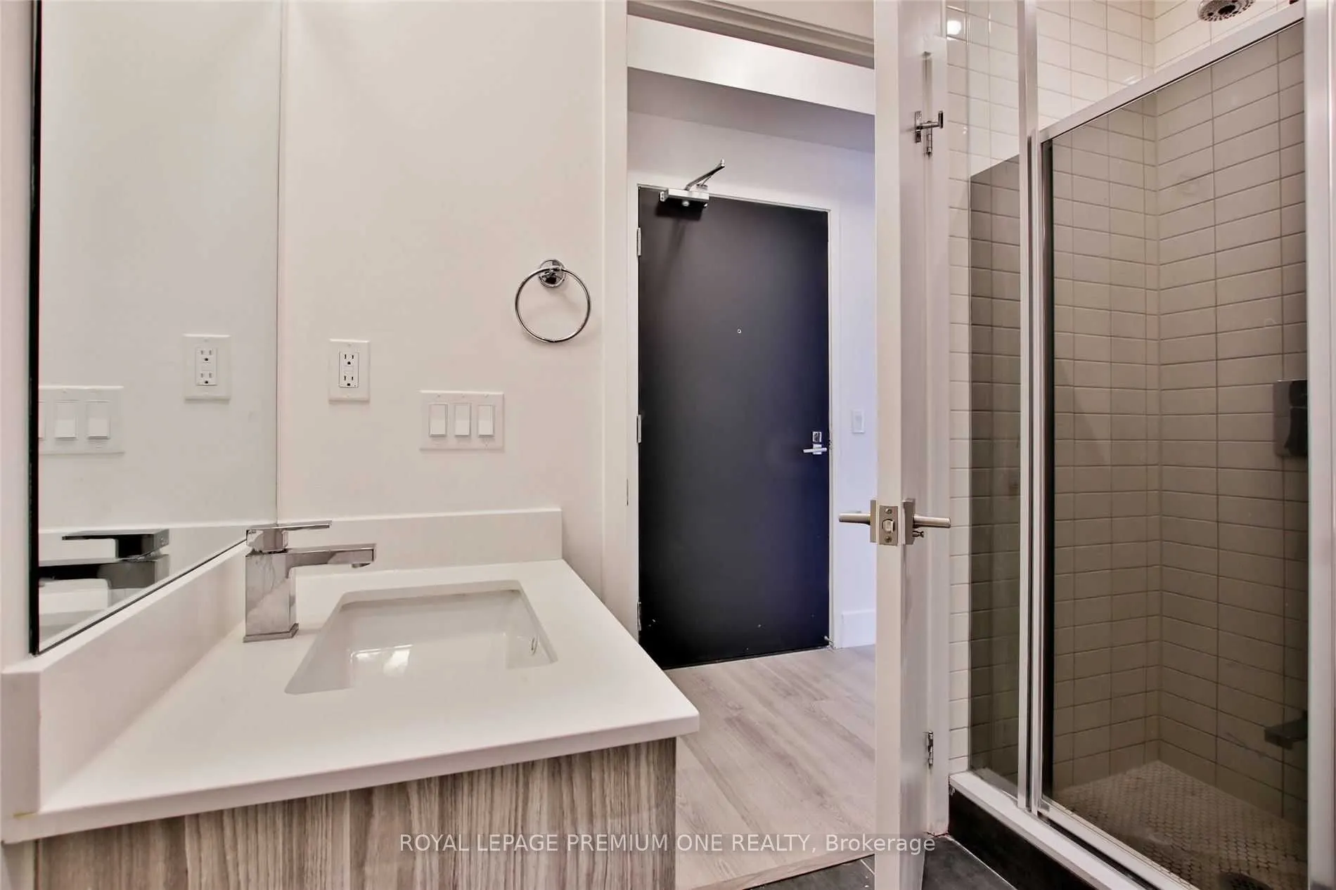 2916 Highway 7 Road, #1409
