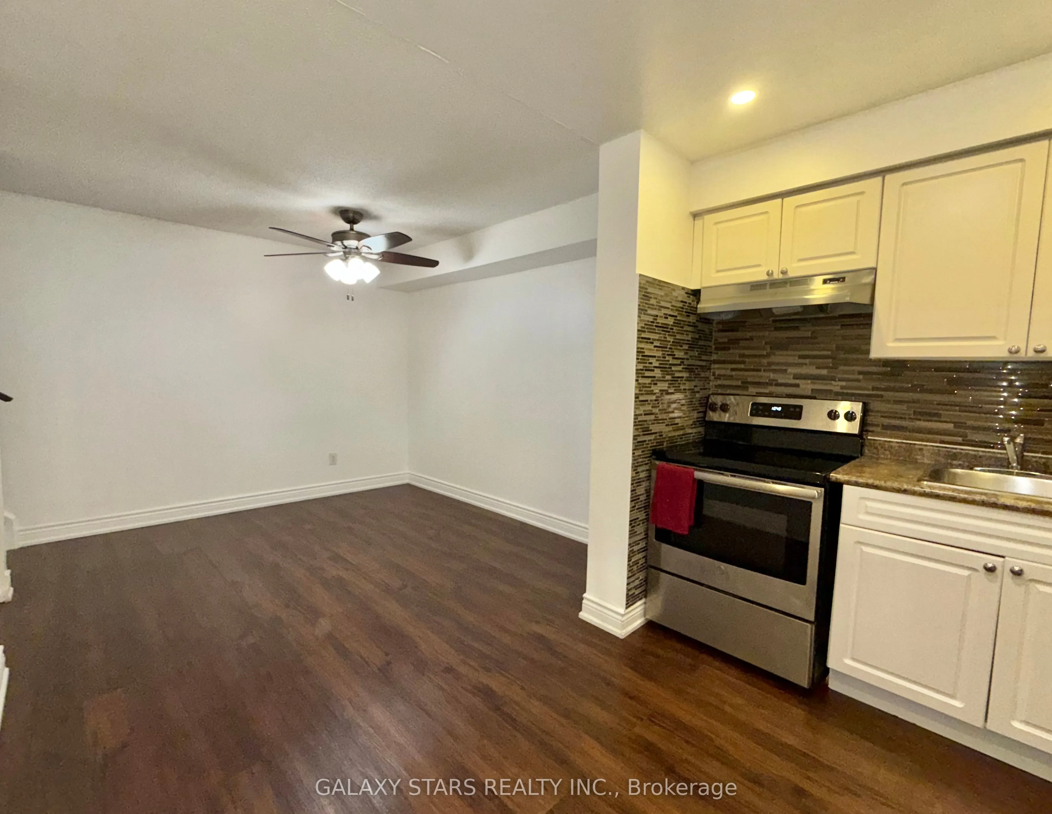 145 Milestone Crescent, #21