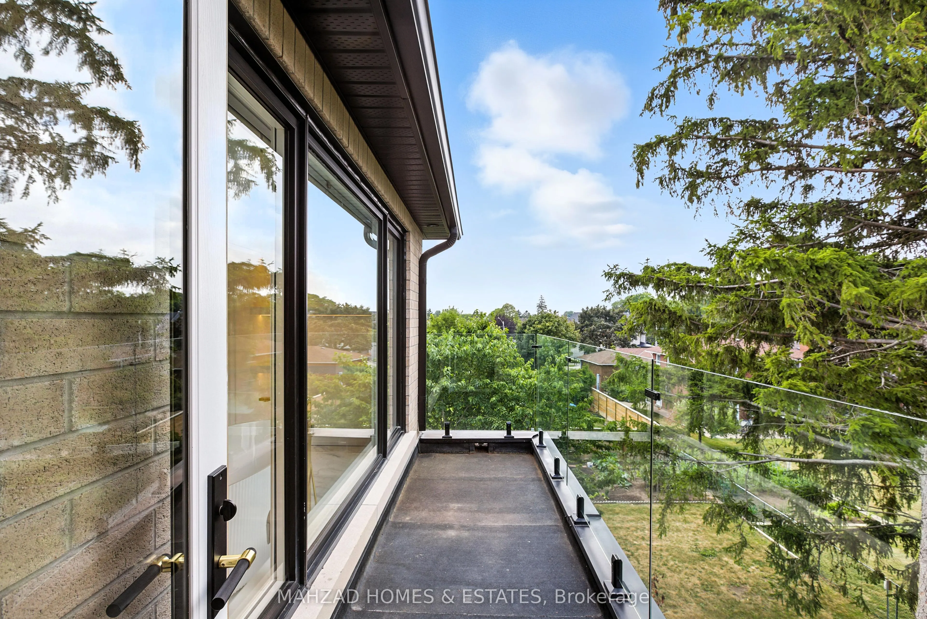 30 B Scott Drive