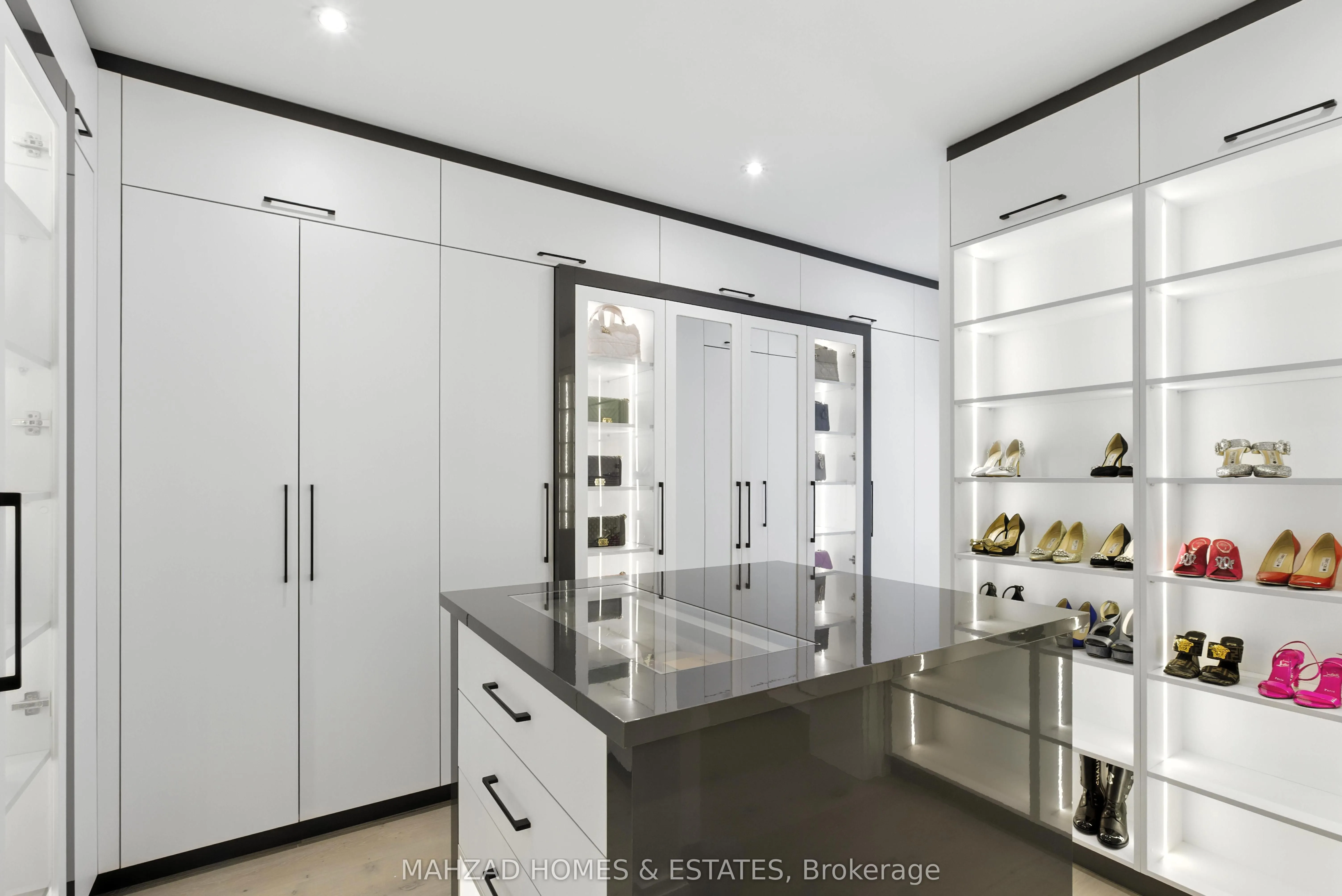 30 B Scott Drive