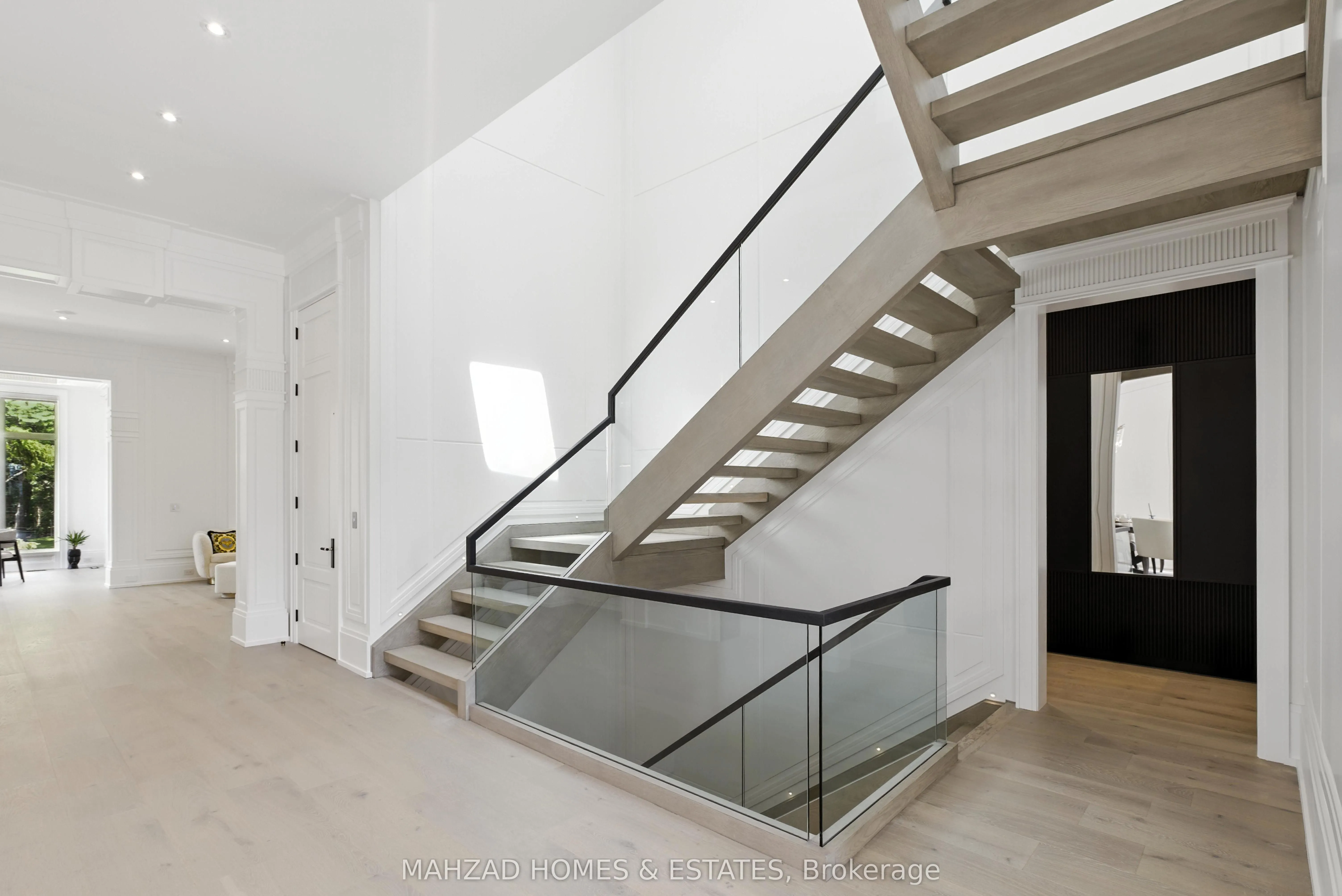 30 B Scott Drive