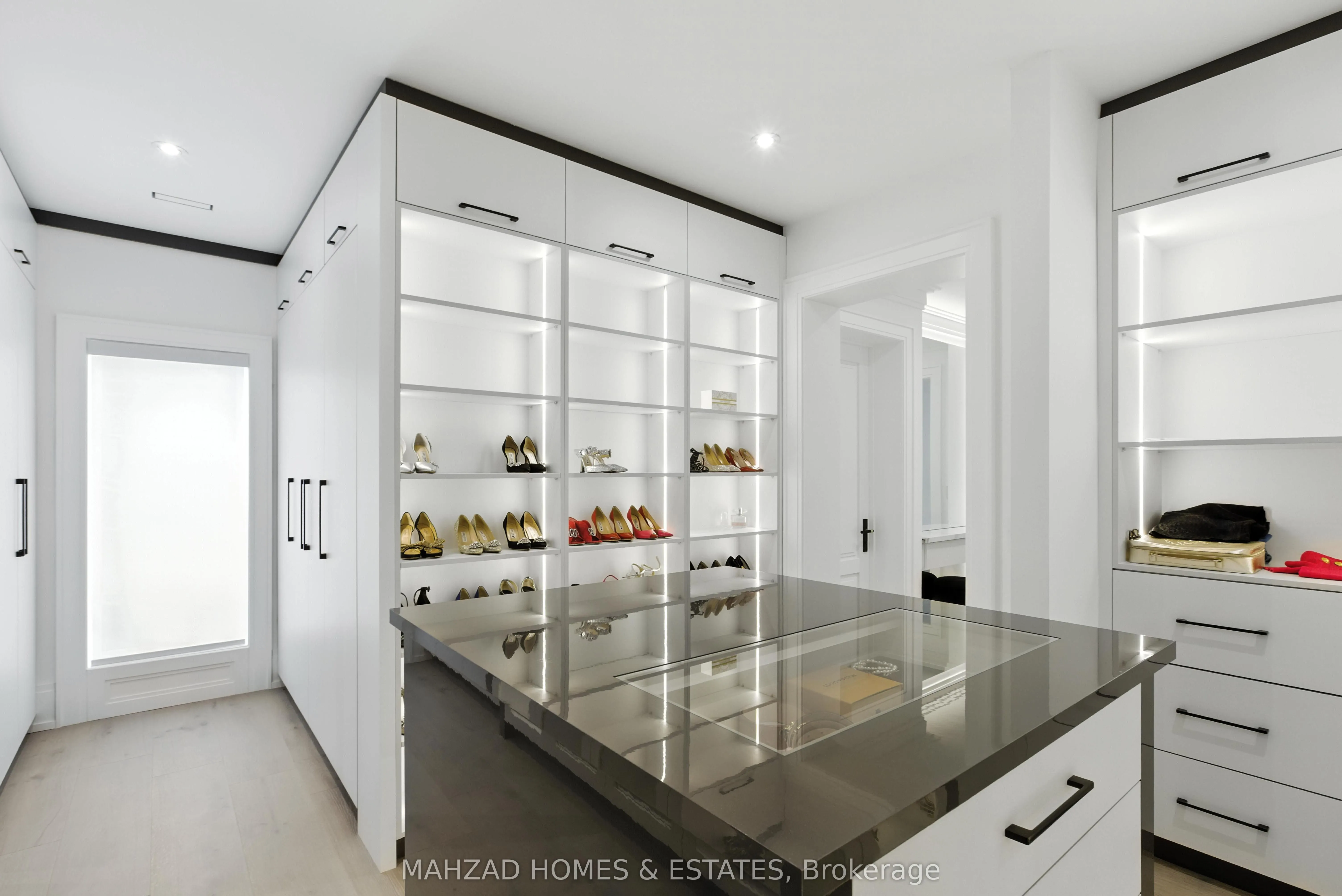 30 B Scott Drive