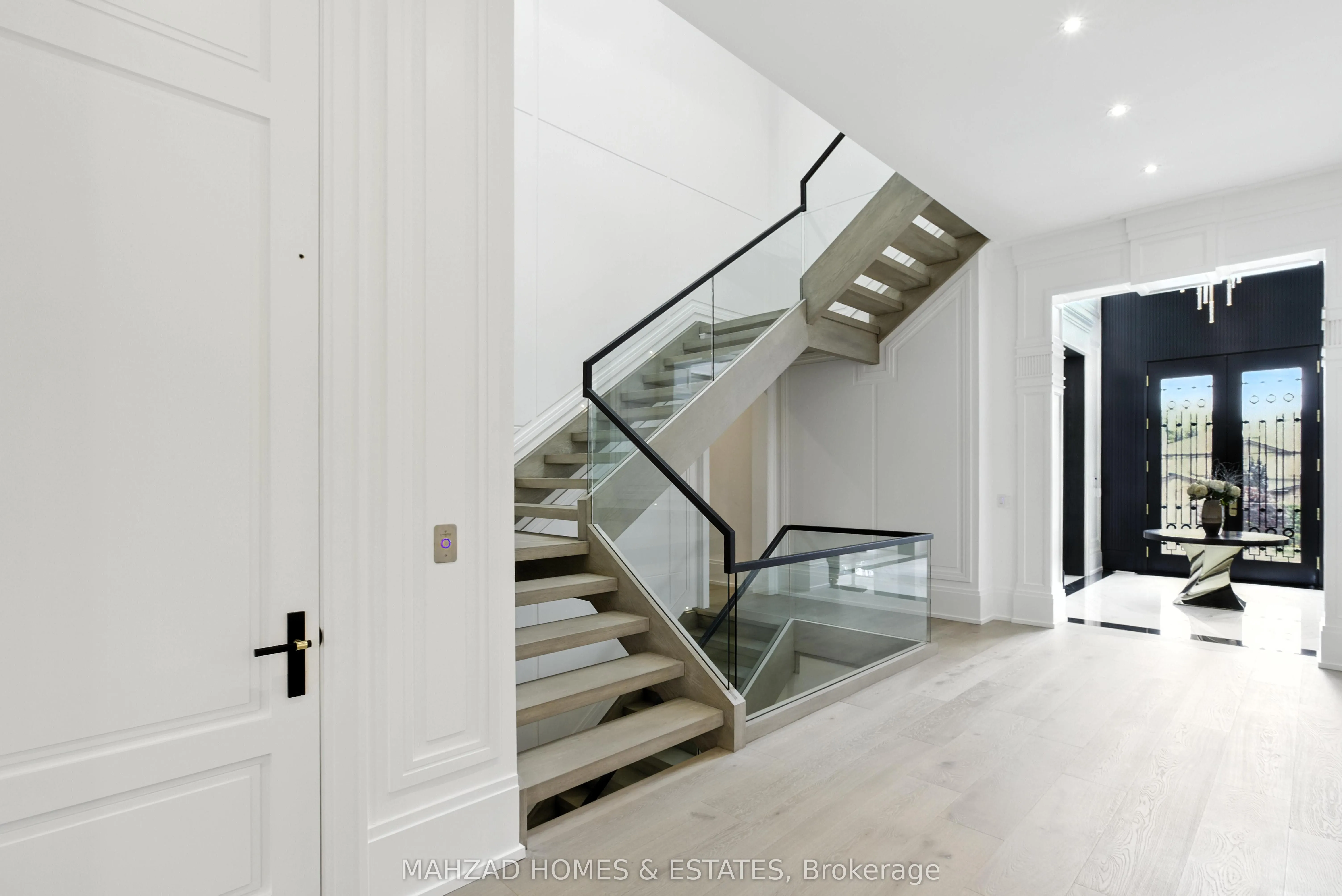 30 B Scott Drive