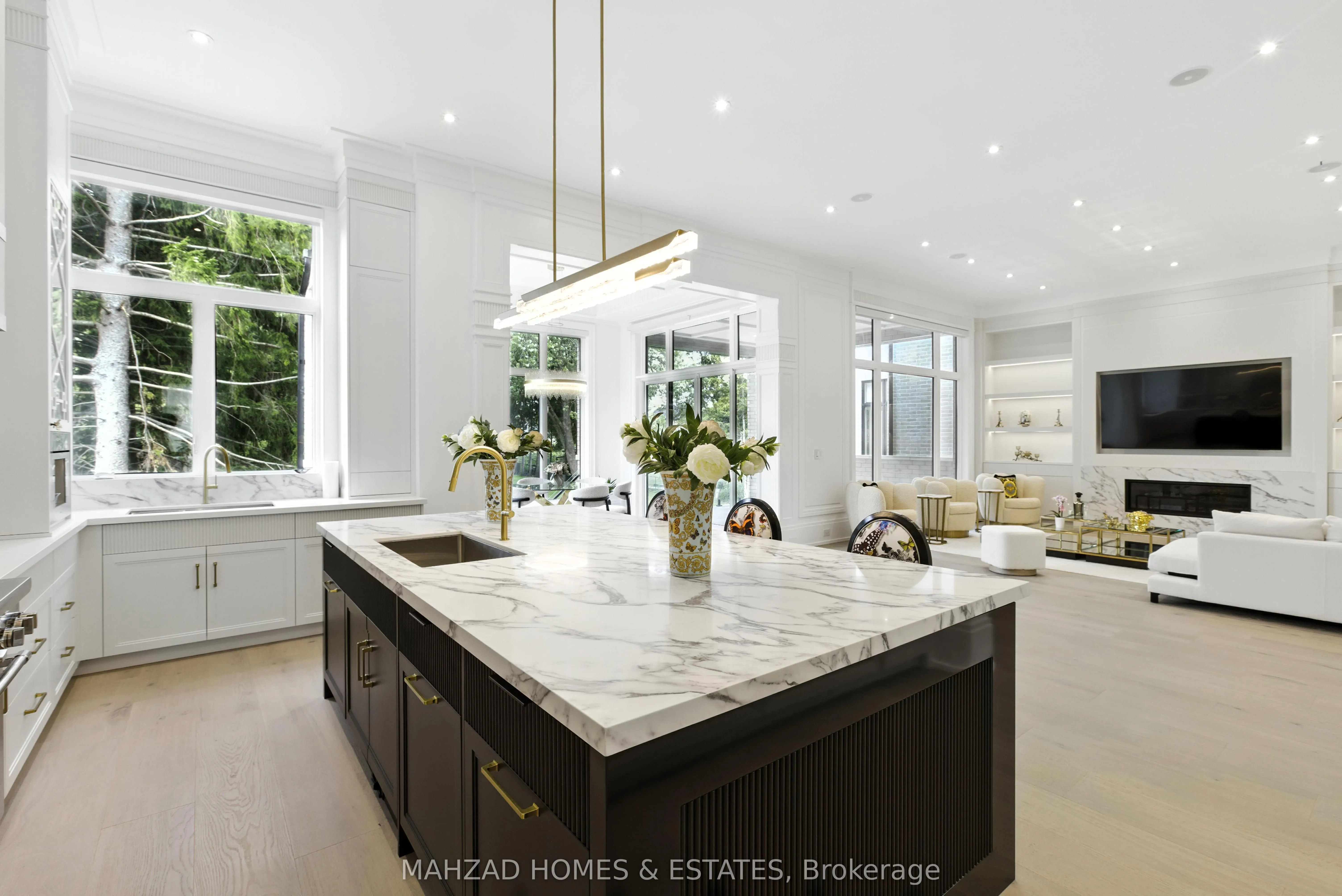 30 B Scott Drive