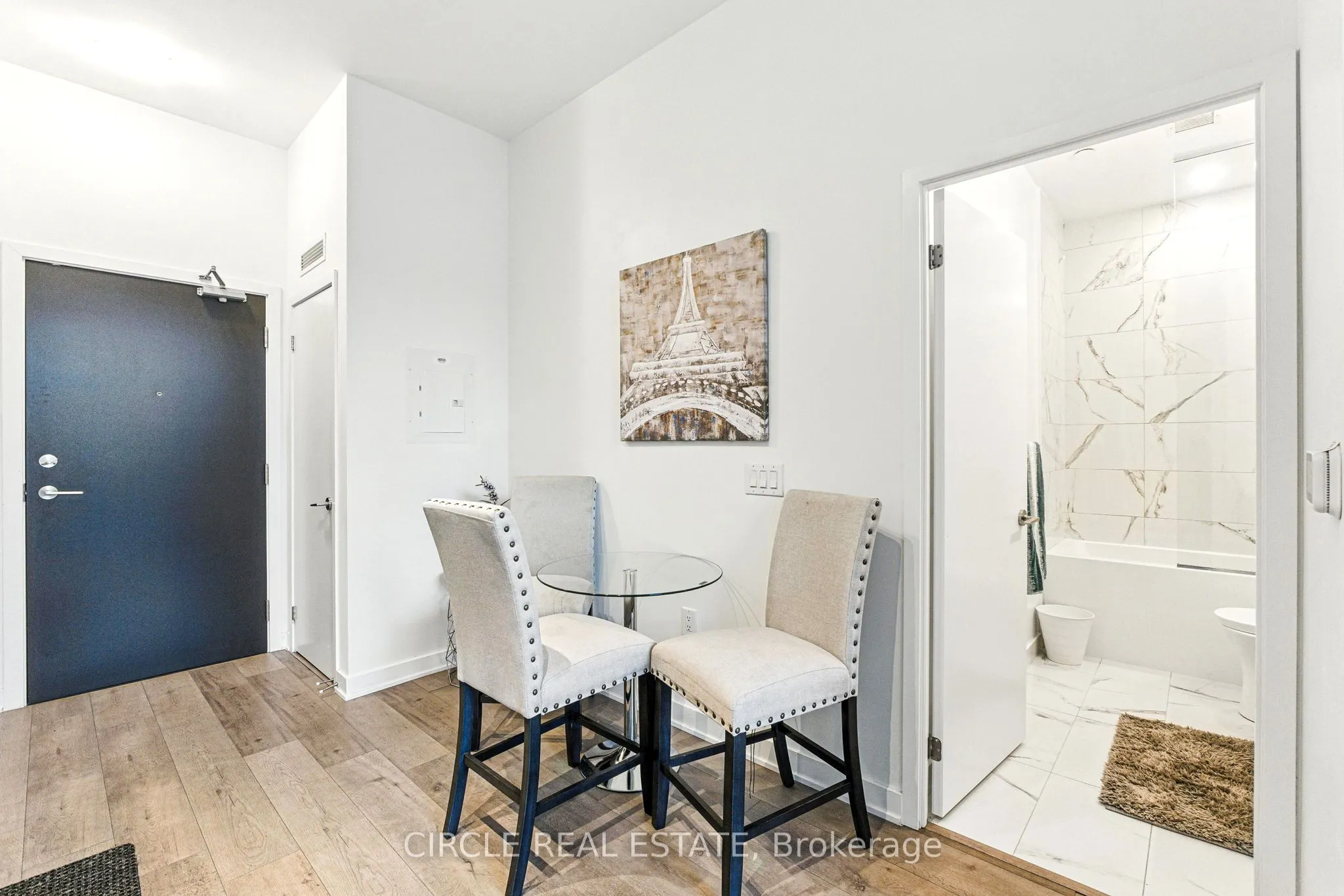 60 Honeycrisp Crescent, #201
