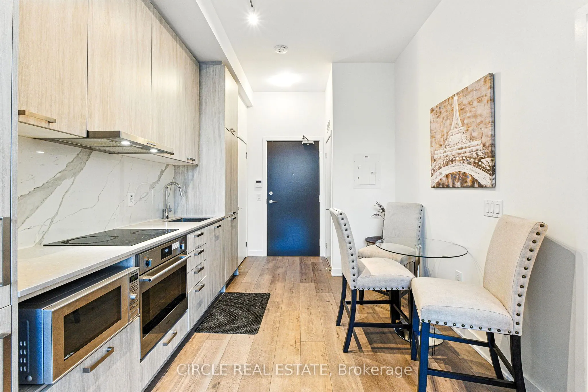 60 Honeycrisp Crescent, #201